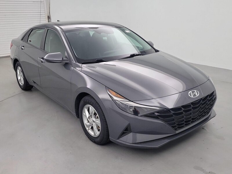 2023 Hyundai Elantra SE