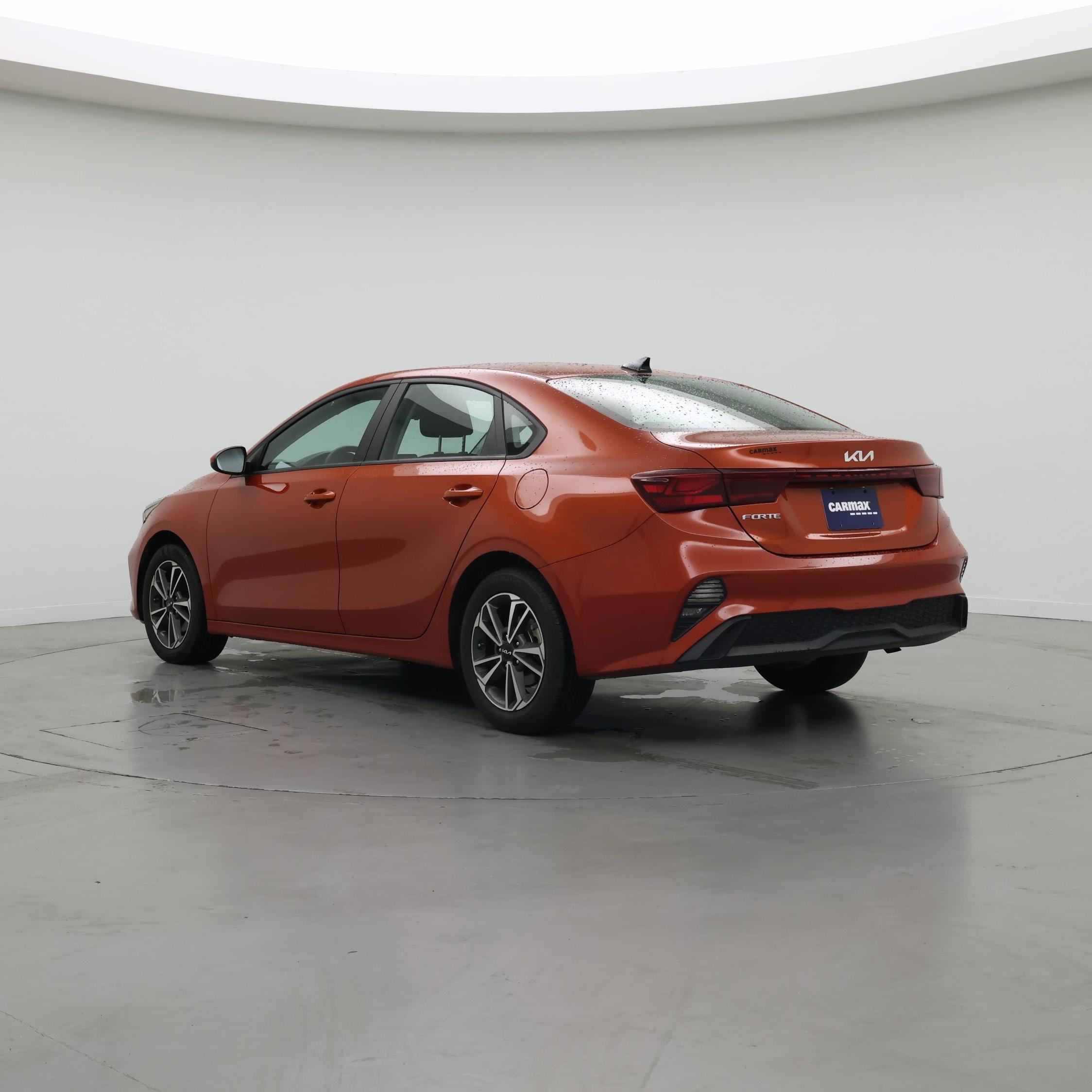 Thumbnail: 2023 Kia Forte - 2