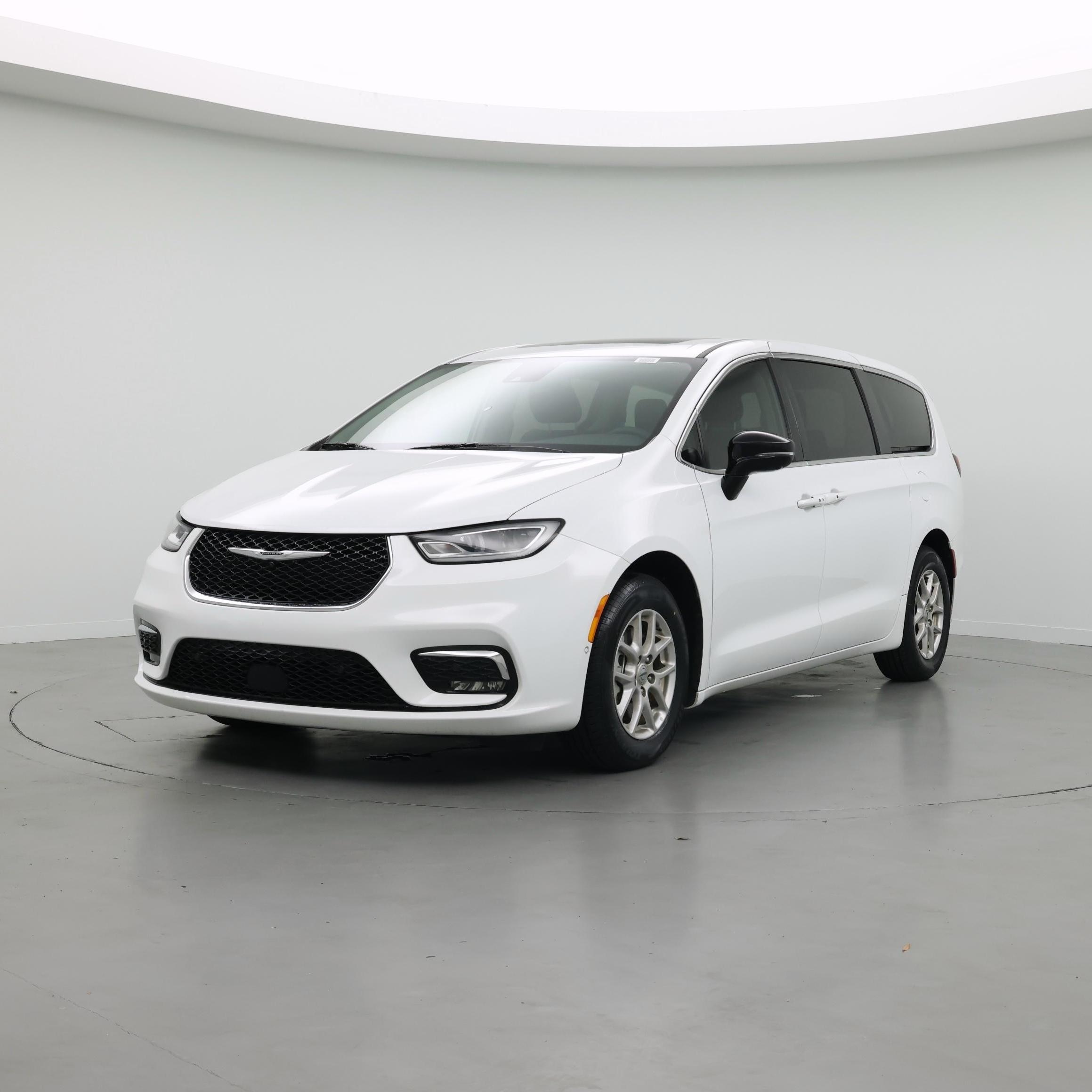 Thumbnail: 2024 Chrysler Pacifica - 4