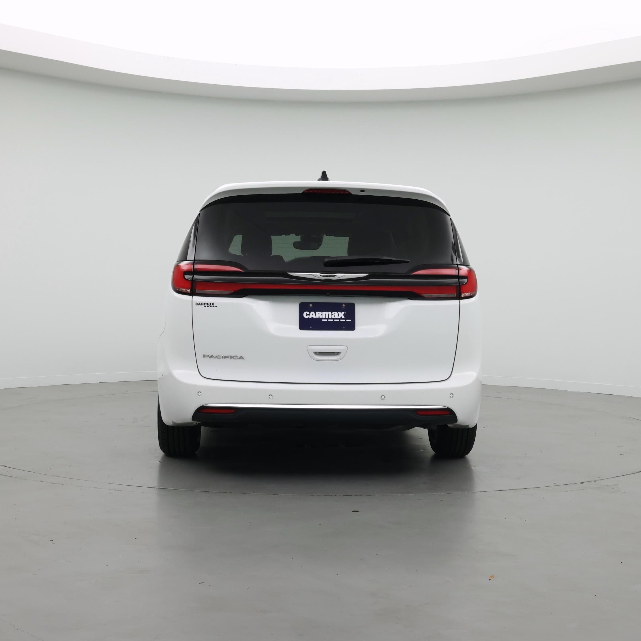 Thumbnail: 2024 Chrysler Pacifica - 6