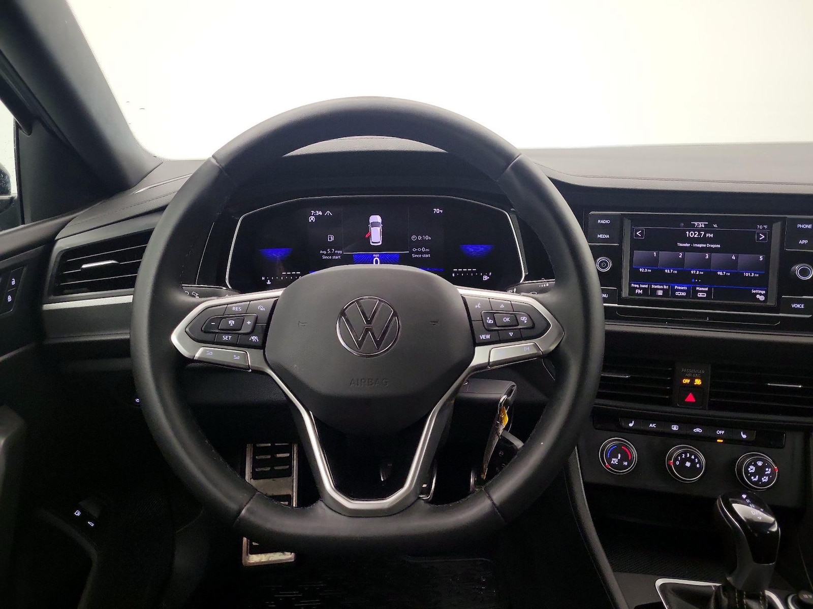 2024 Volkswagen Jetta Sport - Photo 11