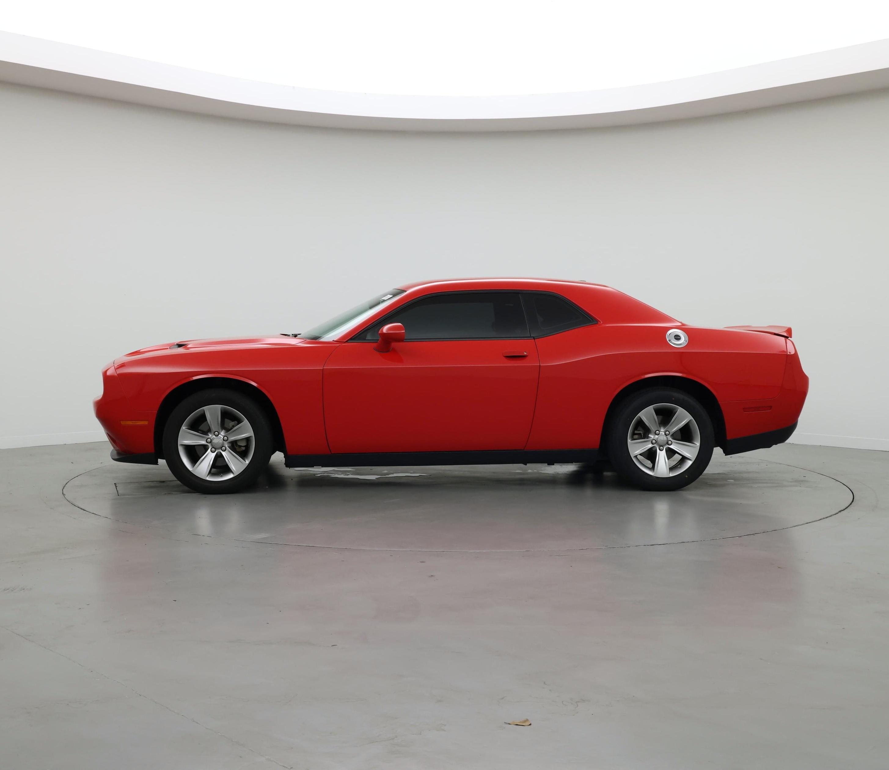 Thumbnail: 2022 Dodge Challenger - 3