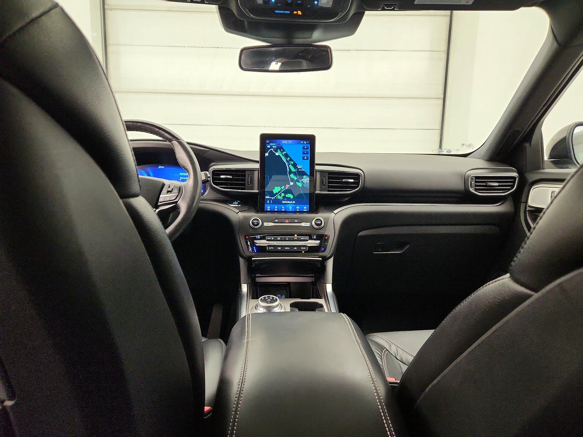 Thumbnail: 2020 Ford Explorer - 9
