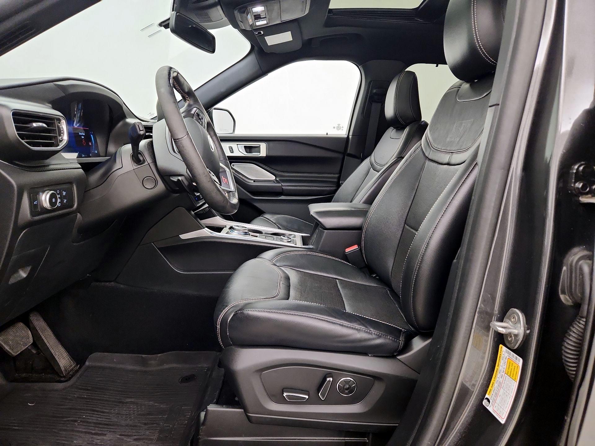Thumbnail: 2020 Ford Explorer - 11
