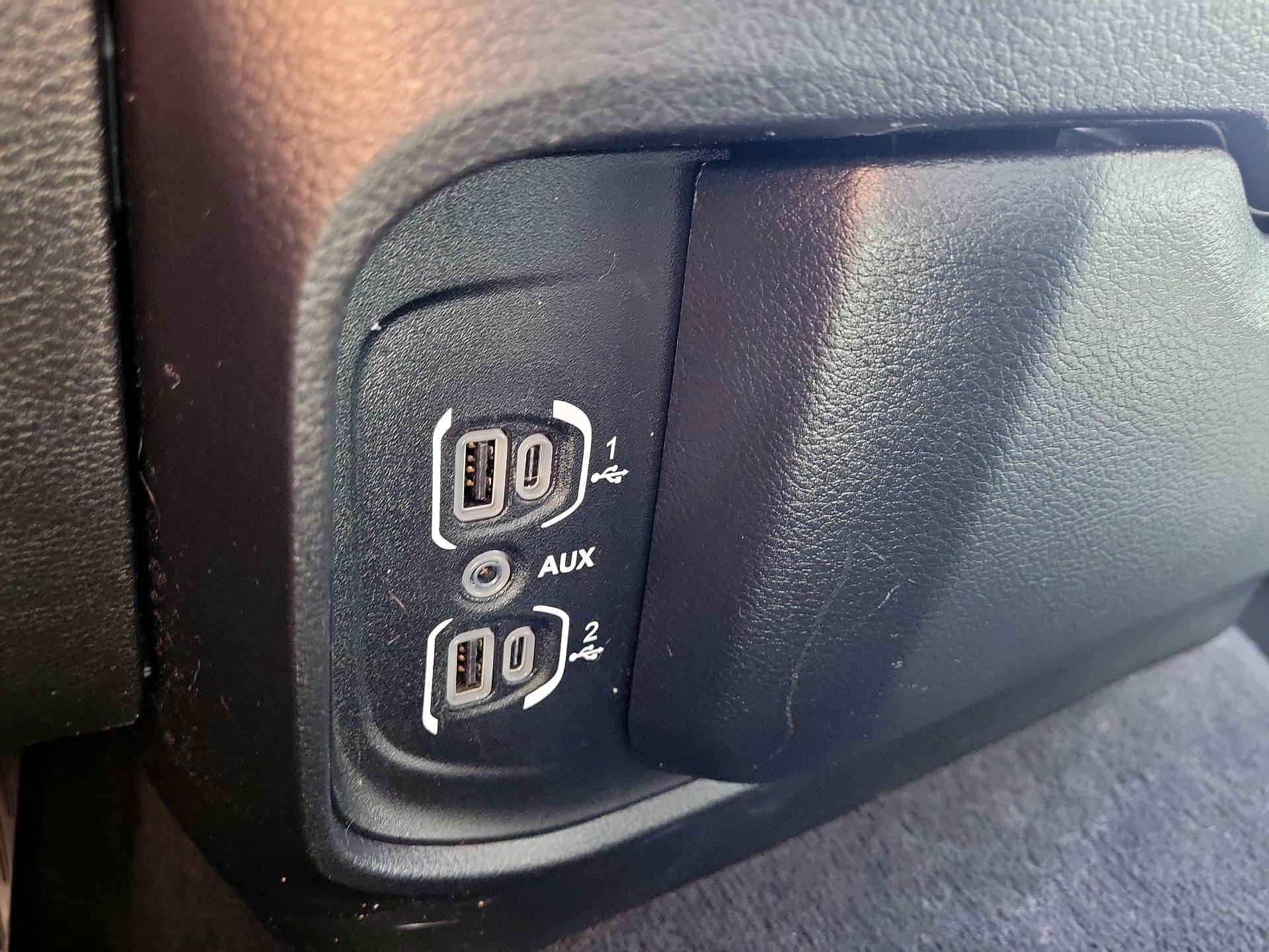 Thumbnail: 2021 RAM 1500 - 18