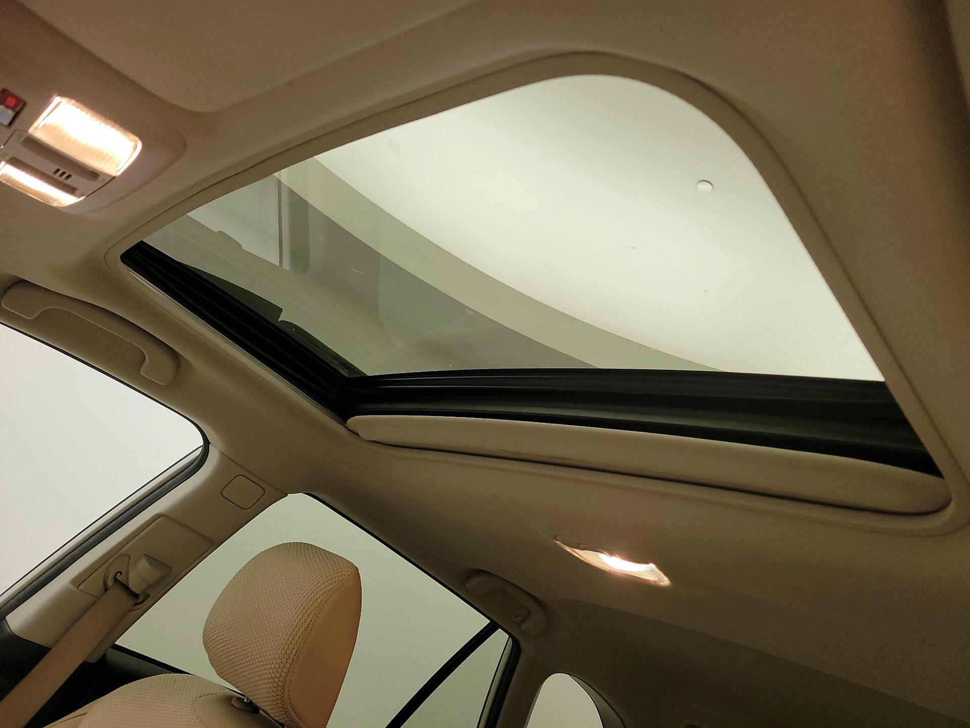Thumbnail: 2016 Subaru Outback - 19