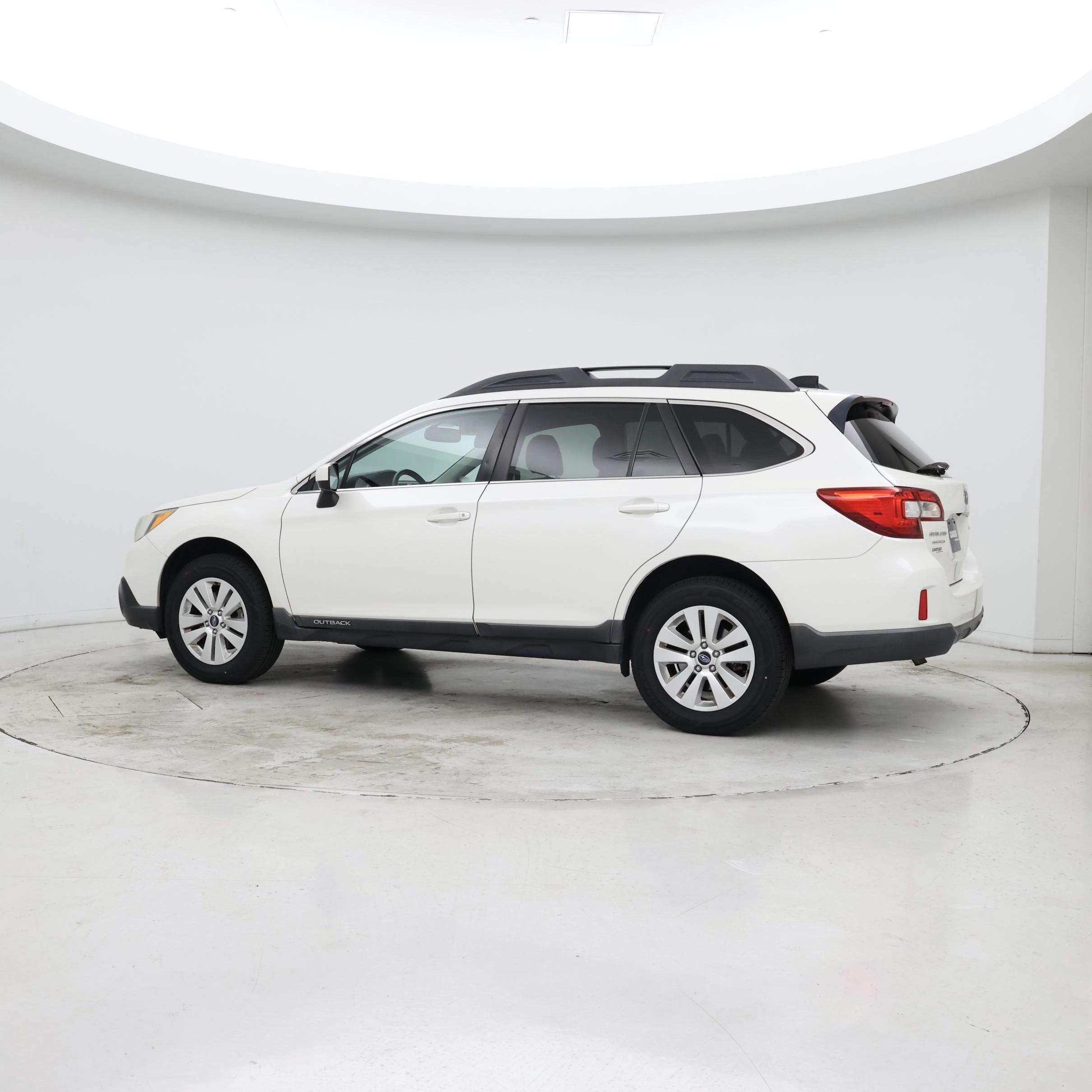 Thumbnail: 2016 Subaru Outback - 6