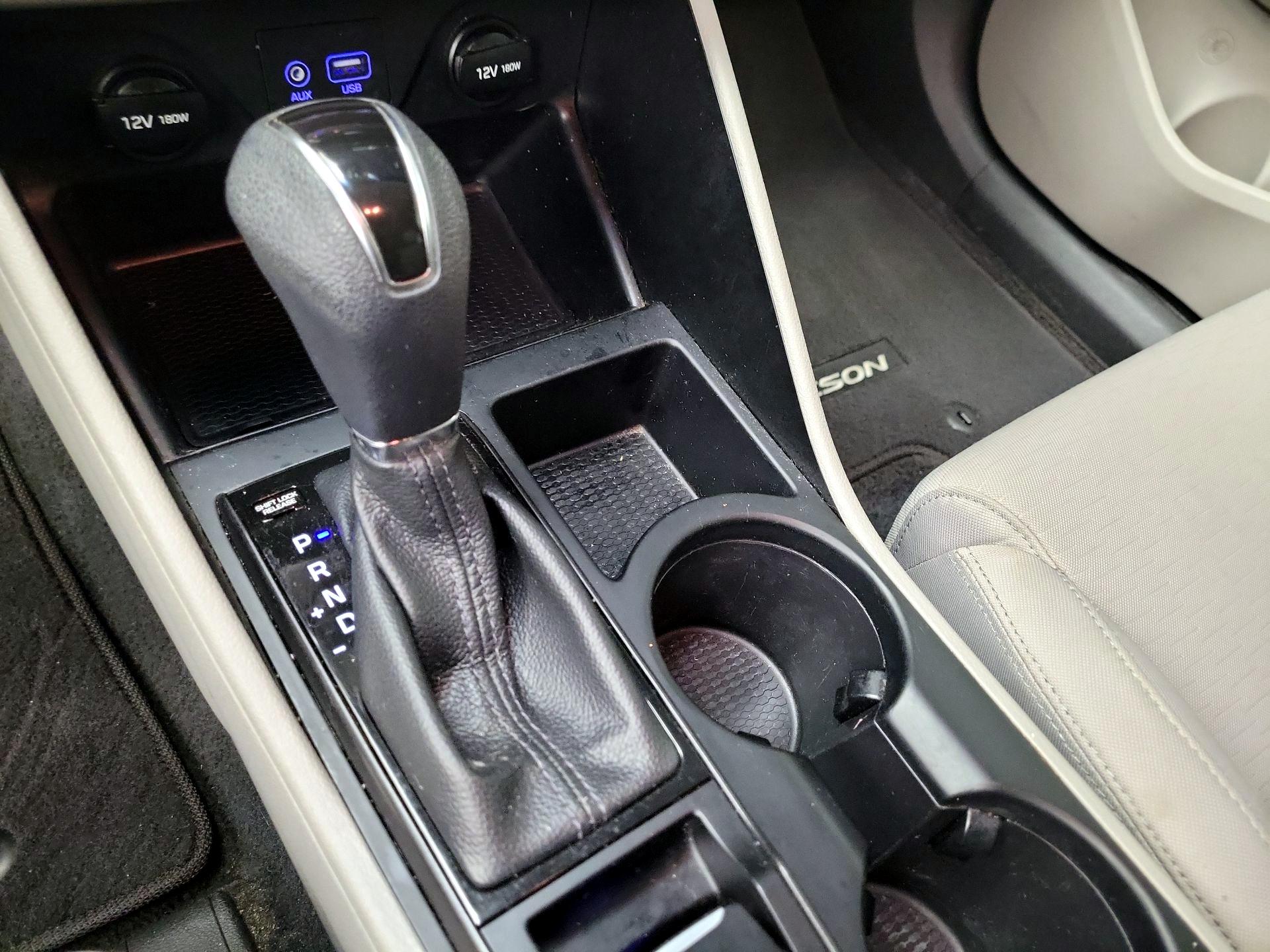 Thumbnail: 2019 Hyundai Tucson - 17
