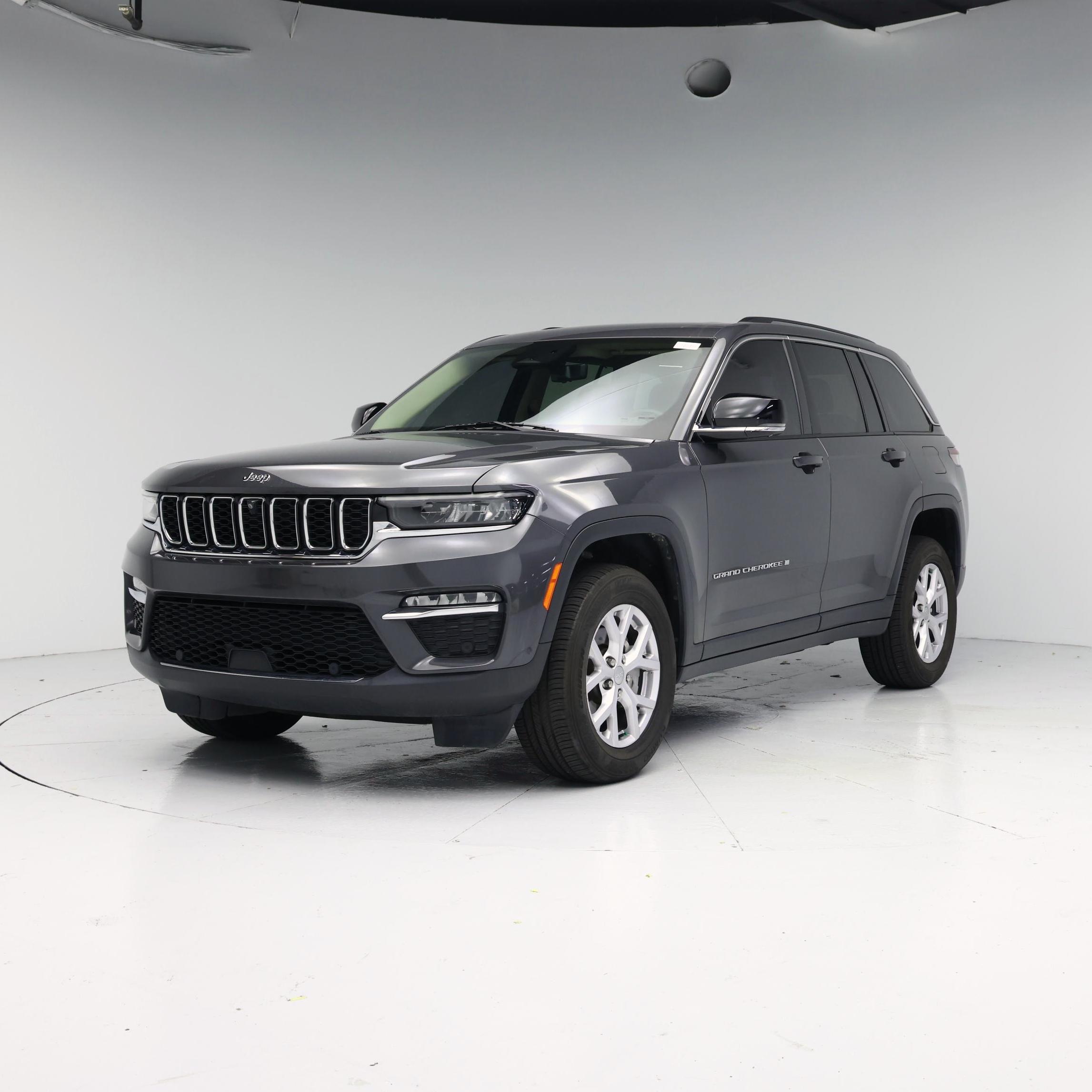 Thumbnail: 2022 Jeep Grand Cherokee - 4