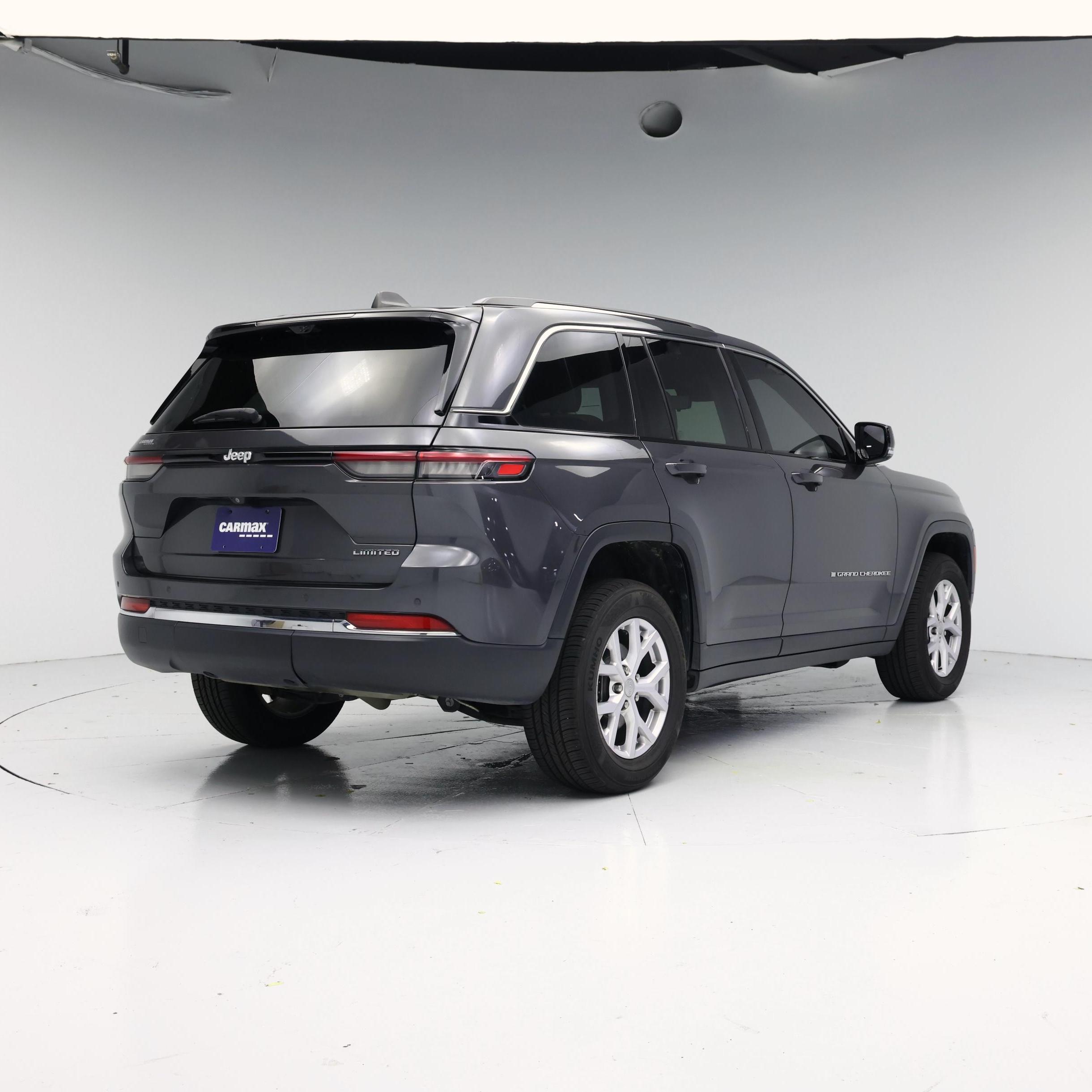 Thumbnail: 2022 Jeep Grand Cherokee - 8