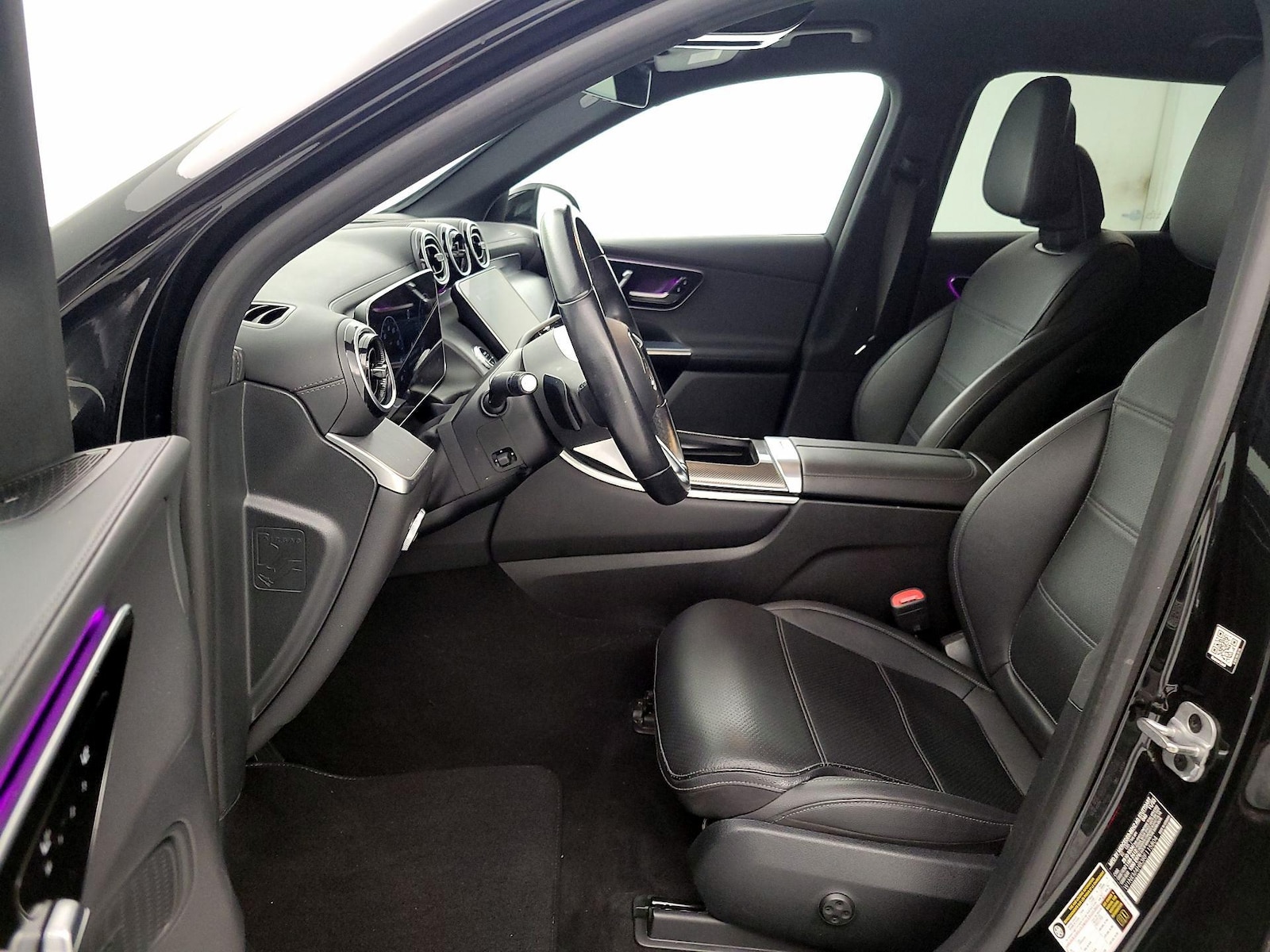 2024 Mercedes-Benz GLC GLC 300 - Photo 12