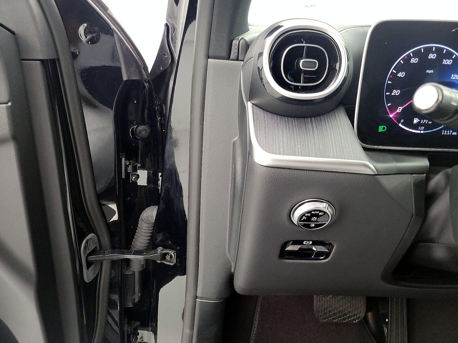 2024 Mercedes-Benz GLC GLC 300 - Photo 14