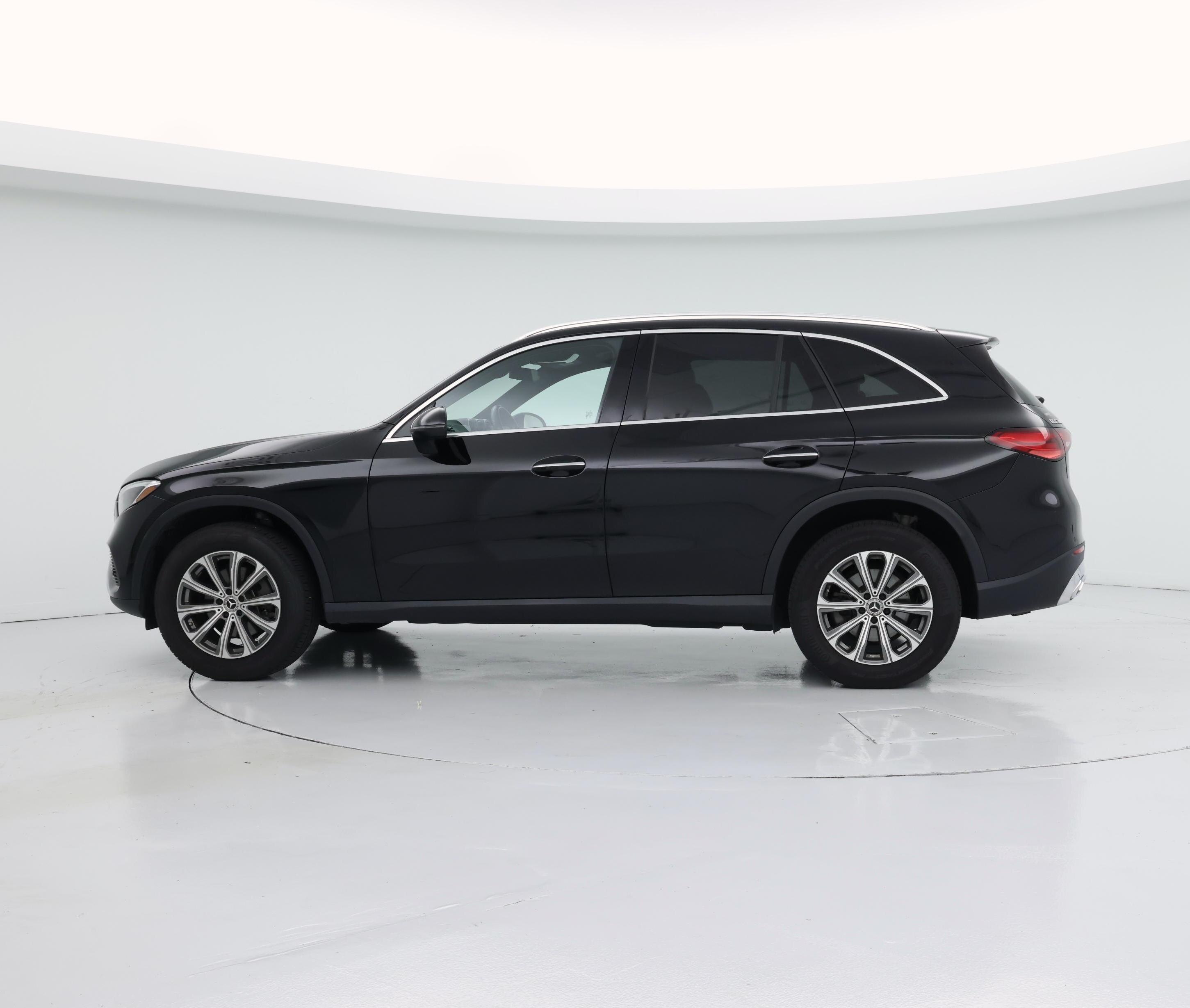Thumbnail: 2024 Mercedes-Benz GLC - 3