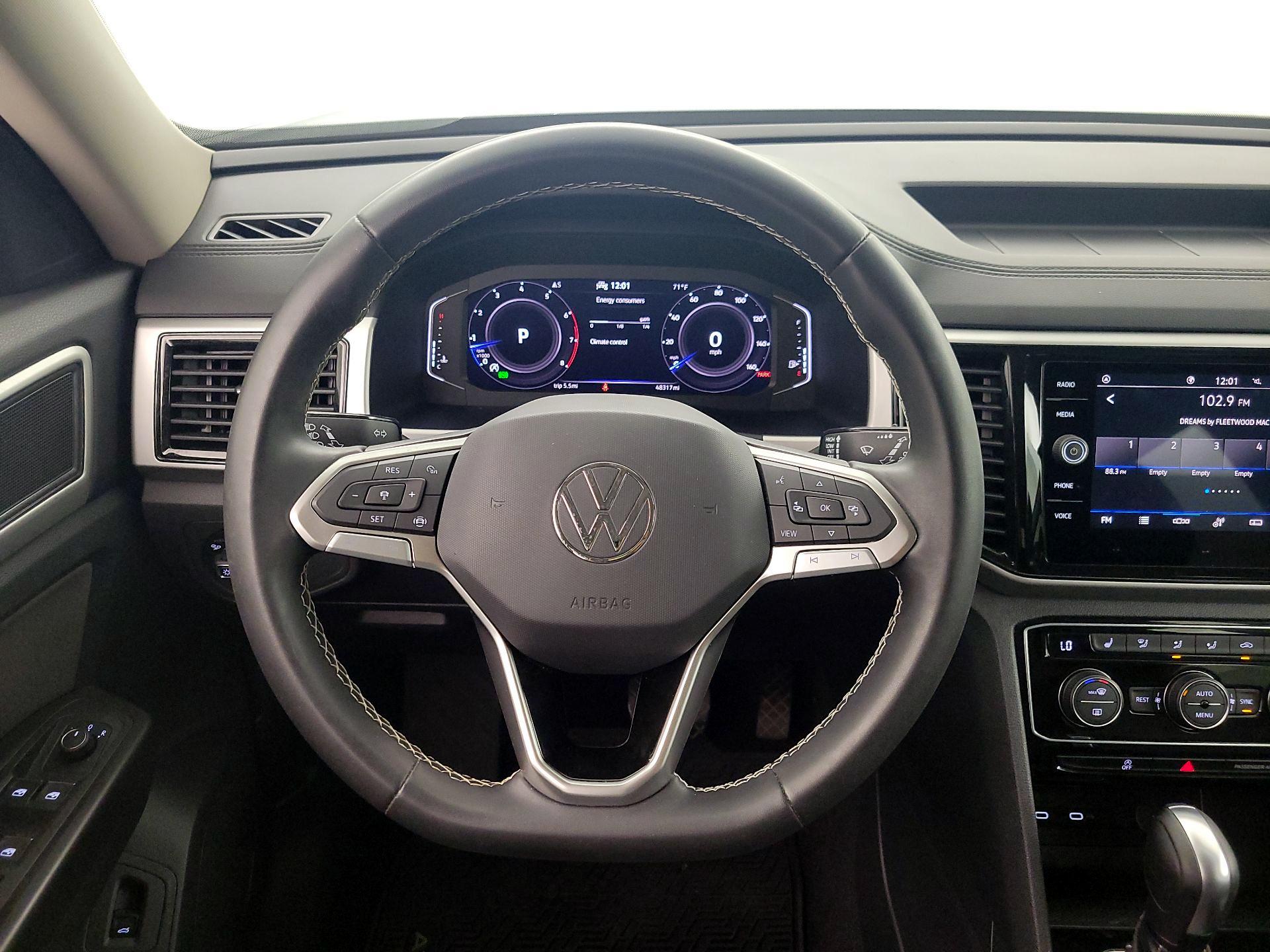 Thumbnail: 2023 Volkswagen Atlas - 10