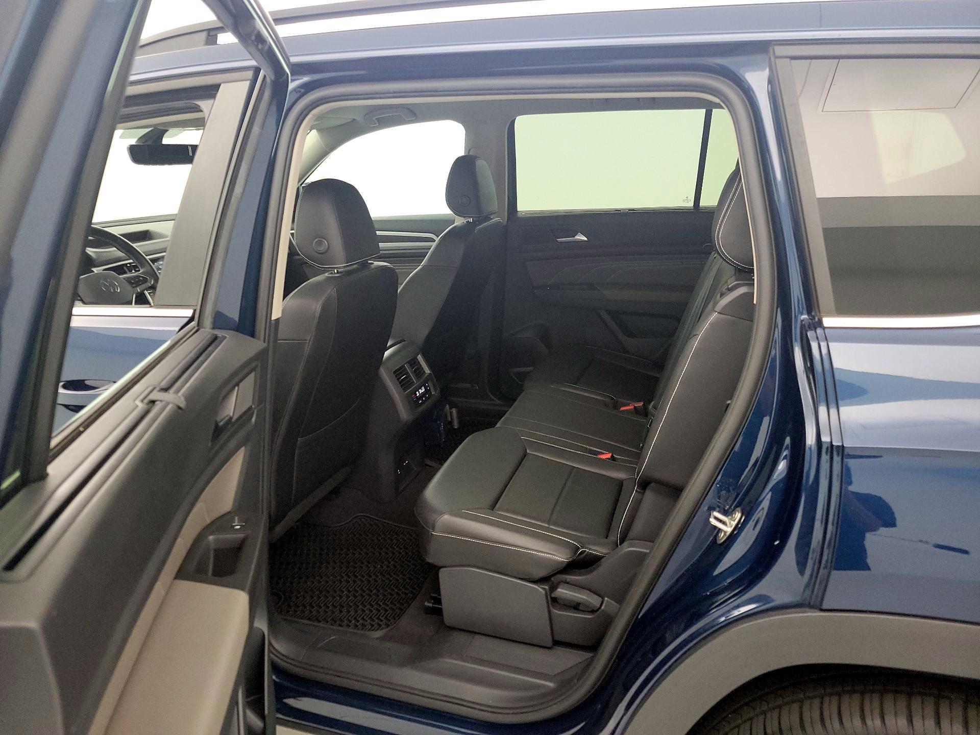 Thumbnail: 2023 Volkswagen Atlas - 19
