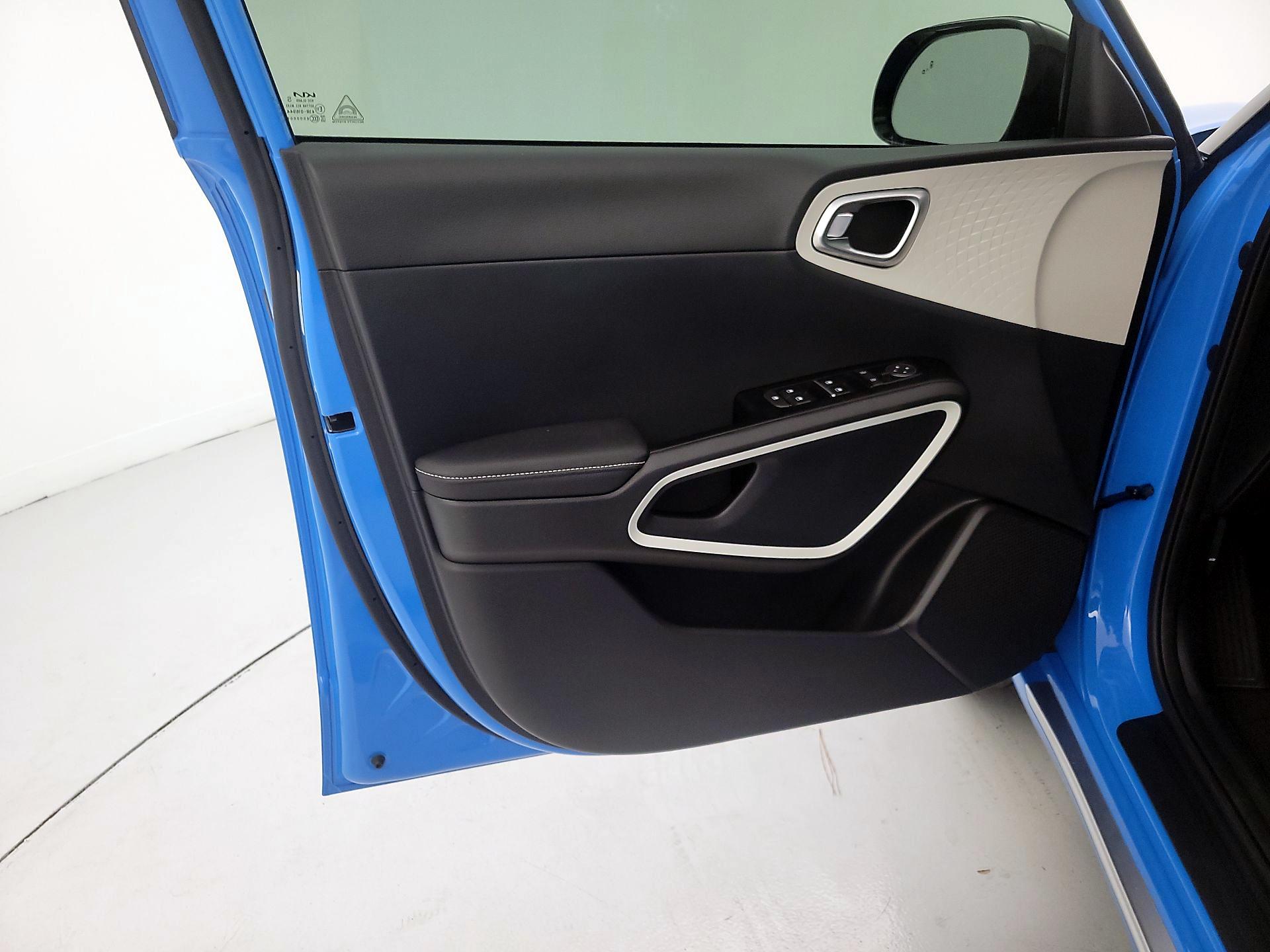 Thumbnail: 2024 Kia Soul - 12