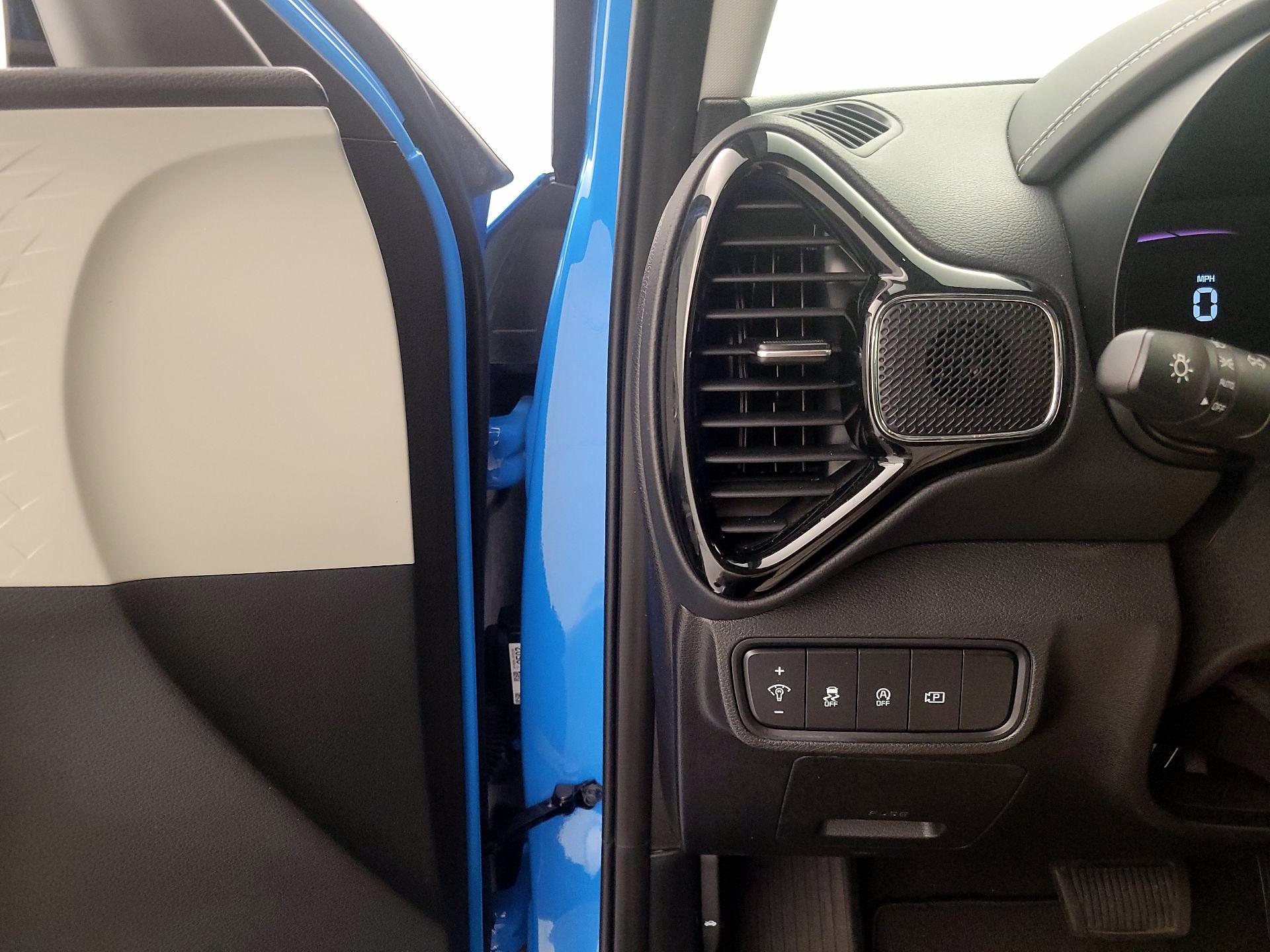 Thumbnail: 2024 Kia Soul - 13