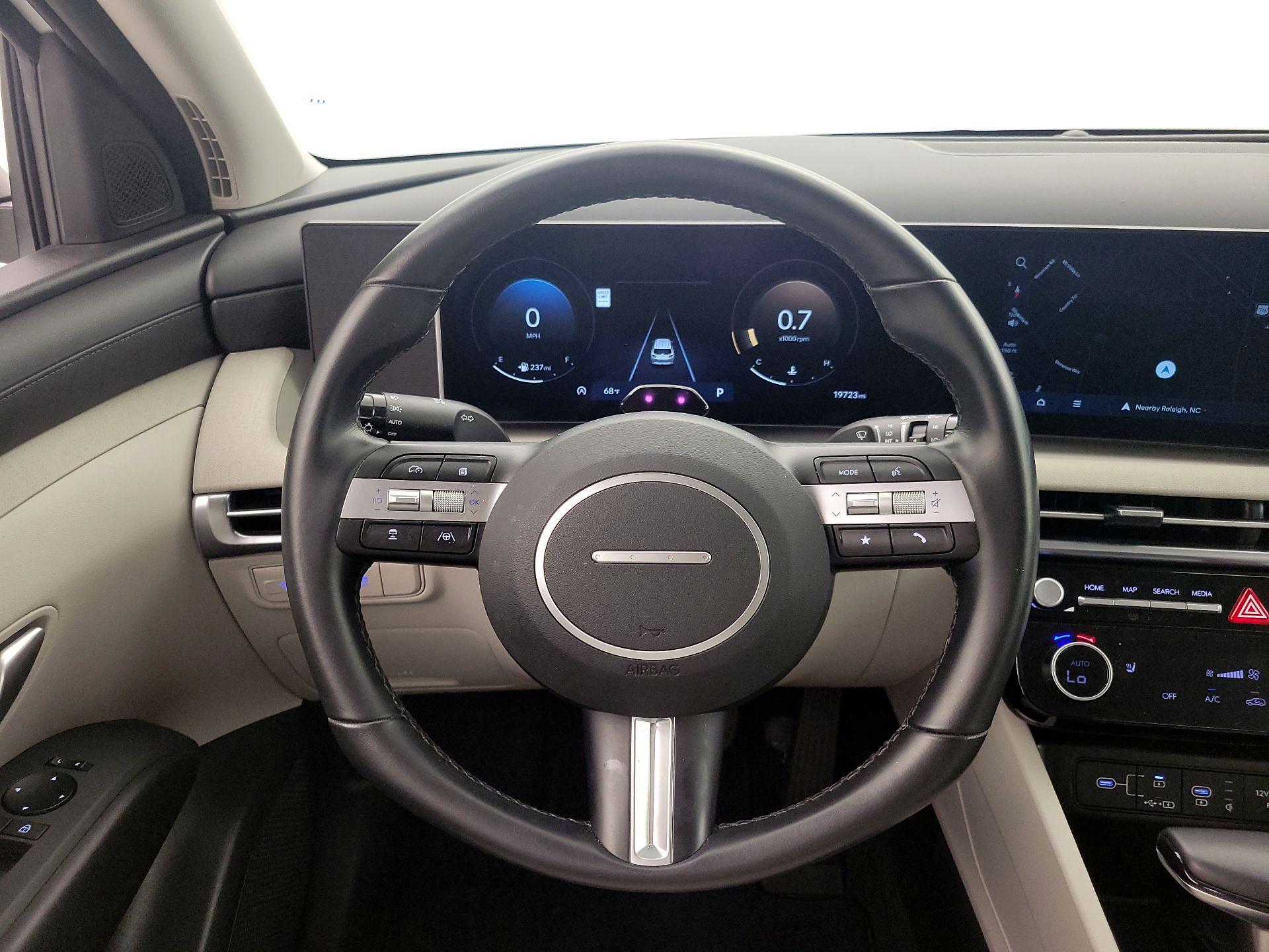 Thumbnail: 2025 Hyundai Tucson - 10