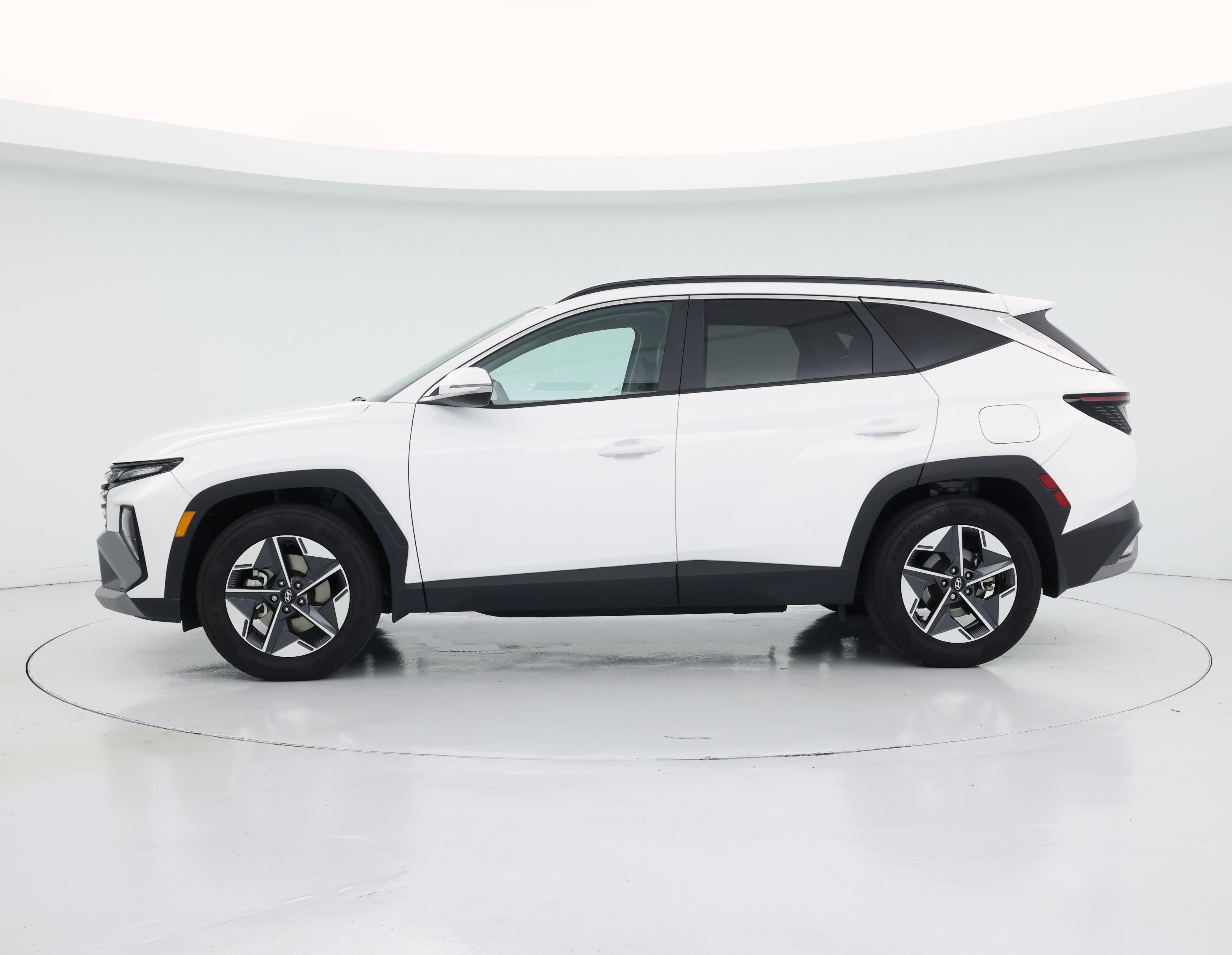 Thumbnail: 2025 Hyundai Tucson - 3