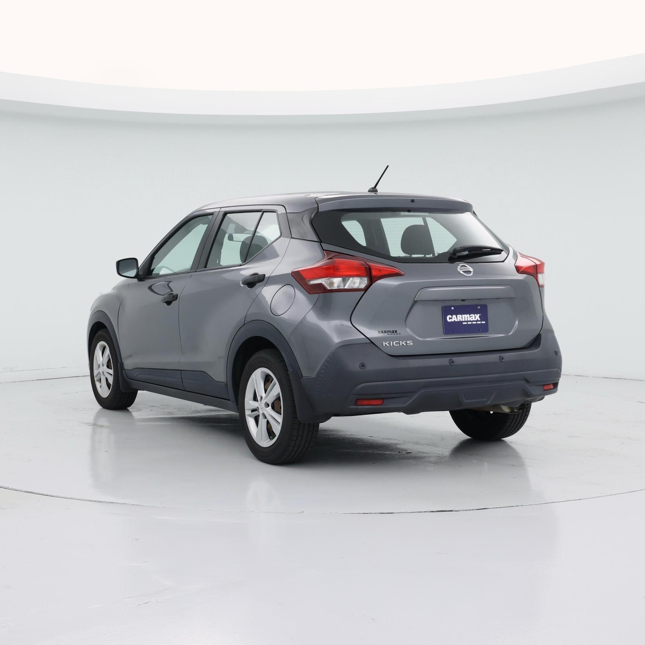 Thumbnail: 2020 Nissan Kicks - 2