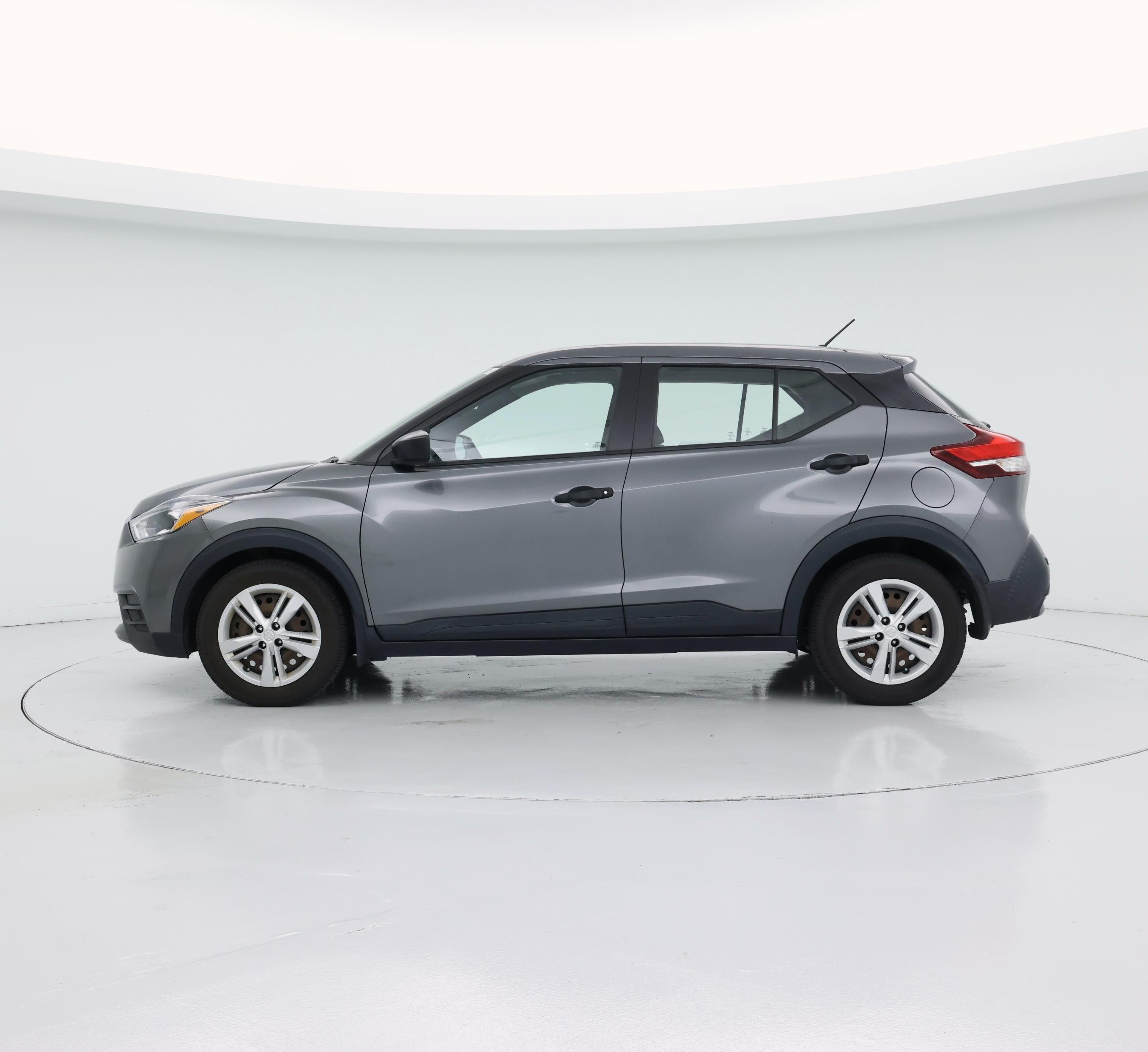 Thumbnail: 2020 Nissan Kicks - 3