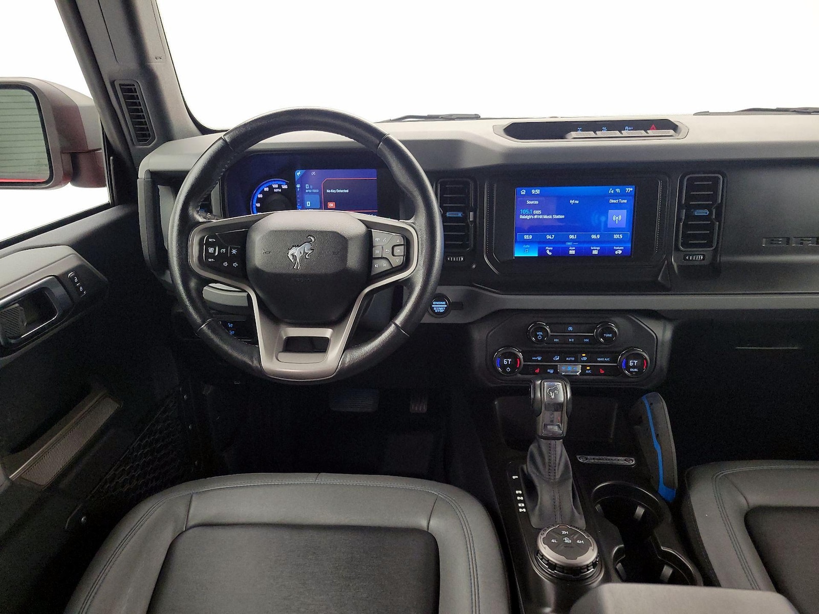 2023 Ford Bronco 4-Door Black Diamond - Photo 11