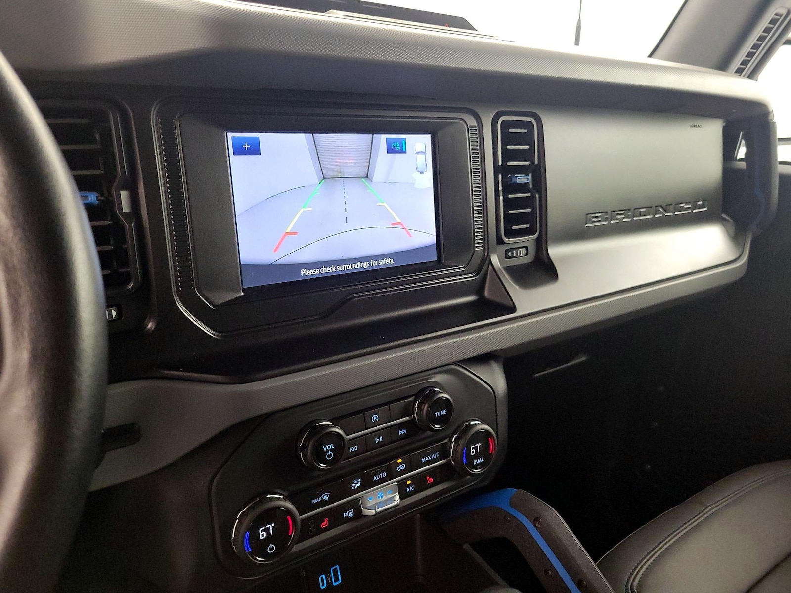 2023 Ford Bronco 4-Door Black Diamond - Photo 15