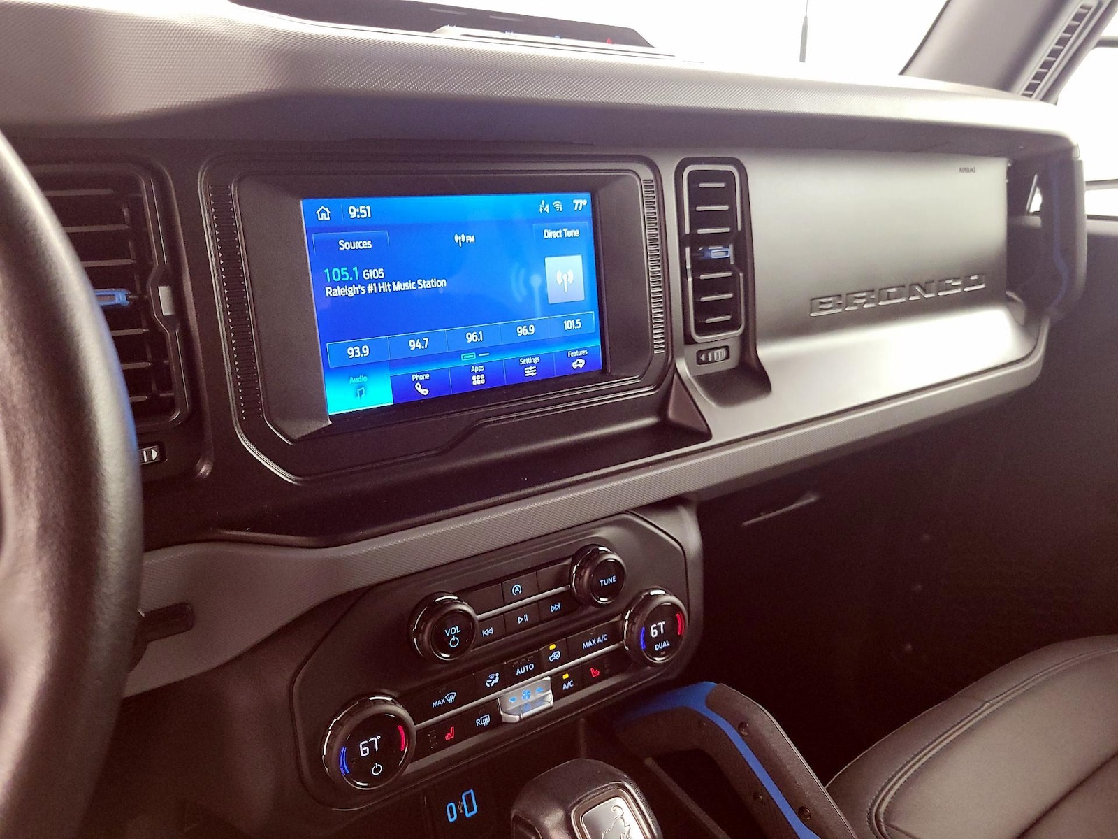 2023 Ford Bronco 4-Door Black Diamond - Photo 16
