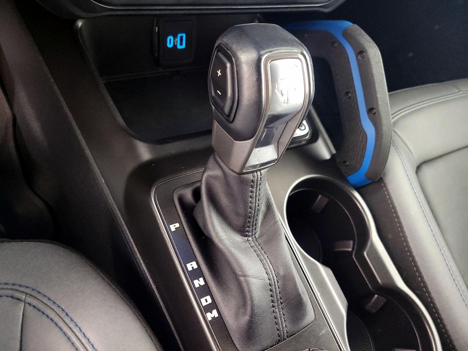 2023 Ford Bronco 4-Door Black Diamond - Photo 18