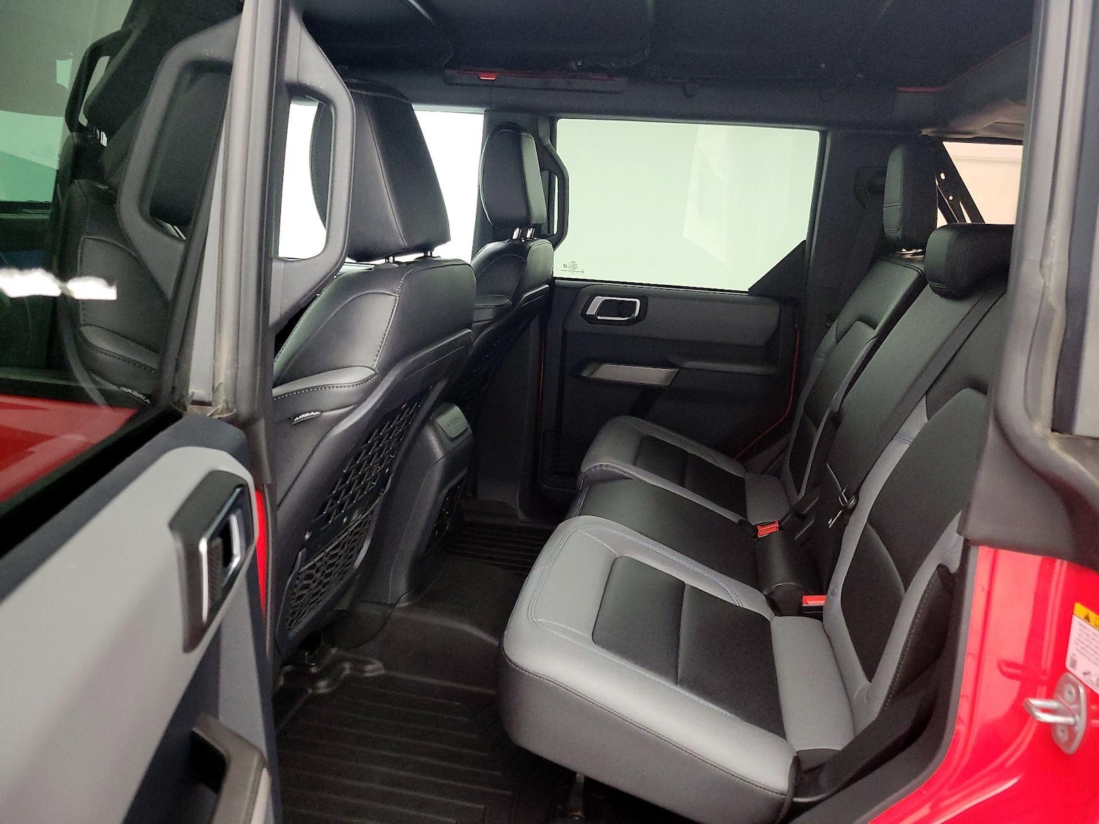 2023 Ford Bronco 4-Door Black Diamond - Photo 20