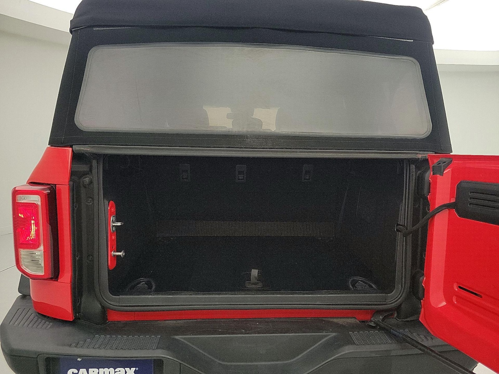 2023 Ford Bronco 4-Door Black Diamond - Photo 21