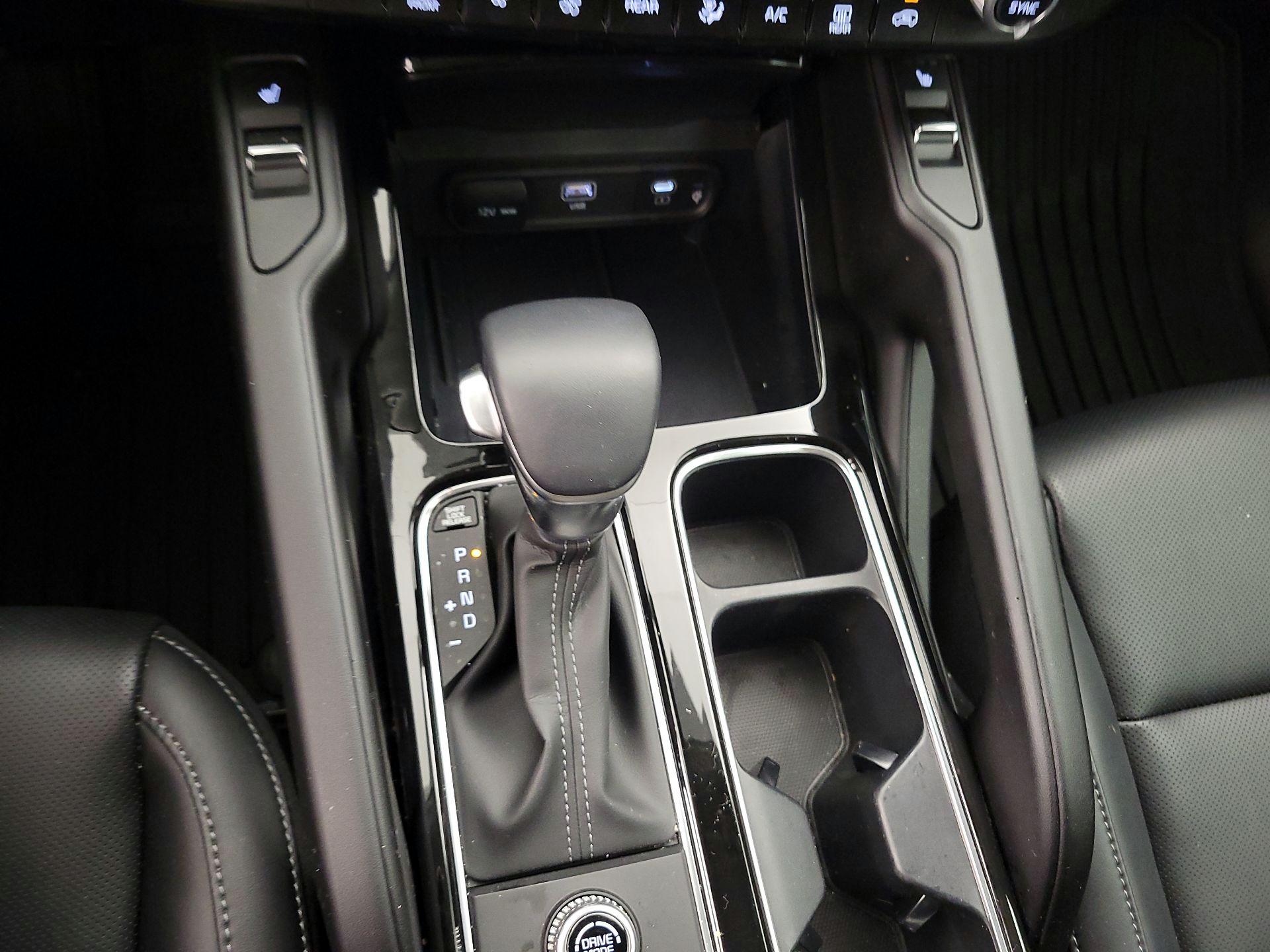 Thumbnail: 2025 Kia Telluride - 17