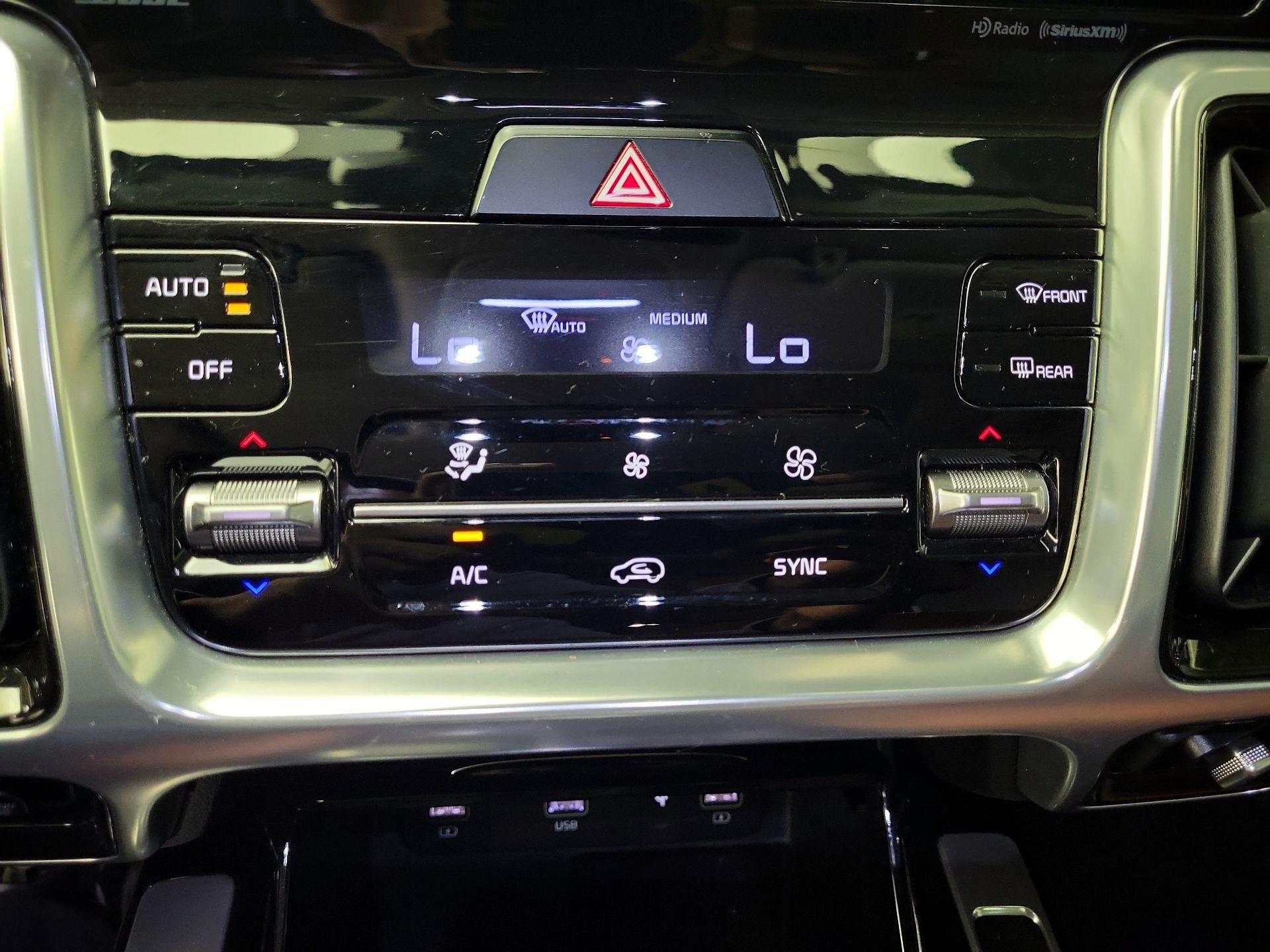 Thumbnail: 2021 Kia Sorento - 17
