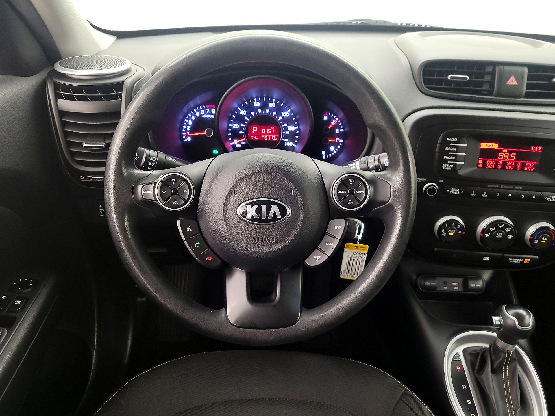 Thumbnail: 2015 Kia Soul - 10
