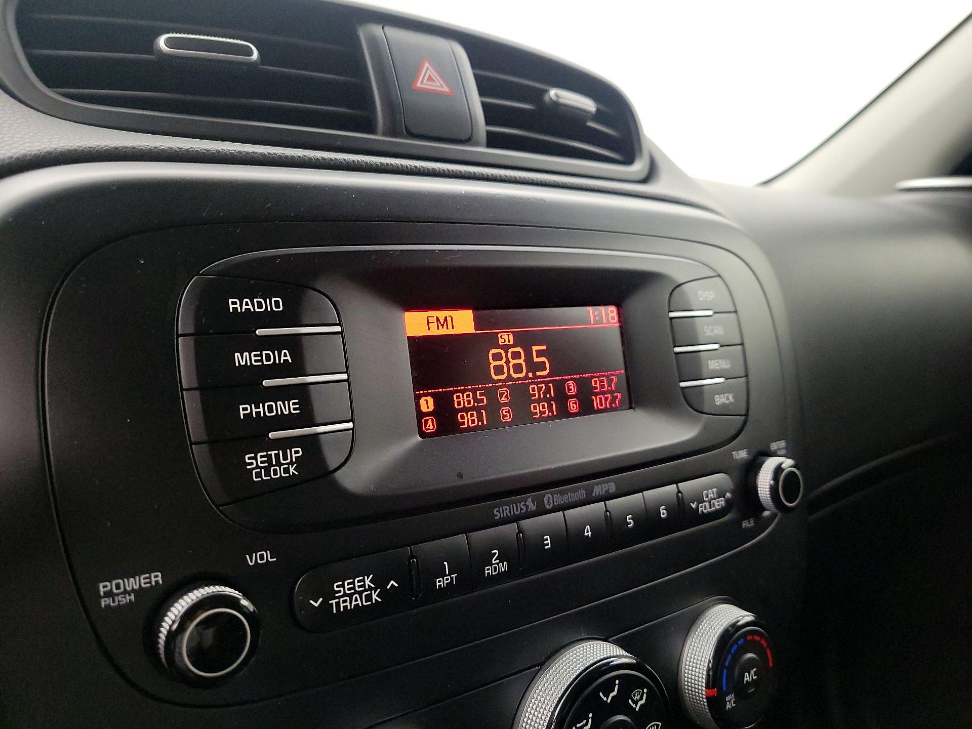 Thumbnail: 2015 Kia Soul - 14