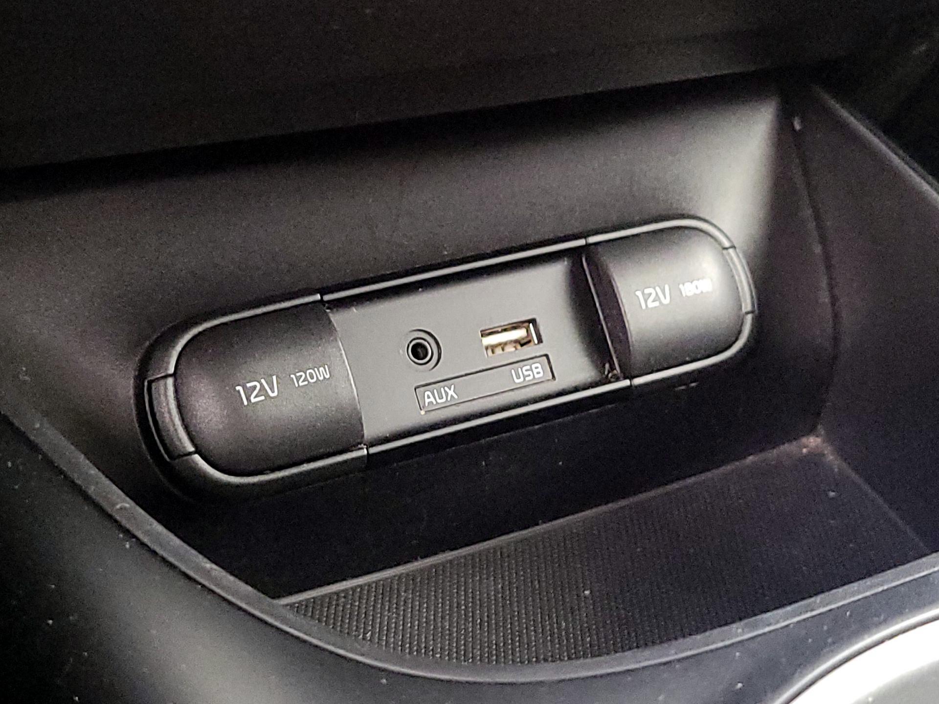 Thumbnail: 2015 Kia Soul - 17