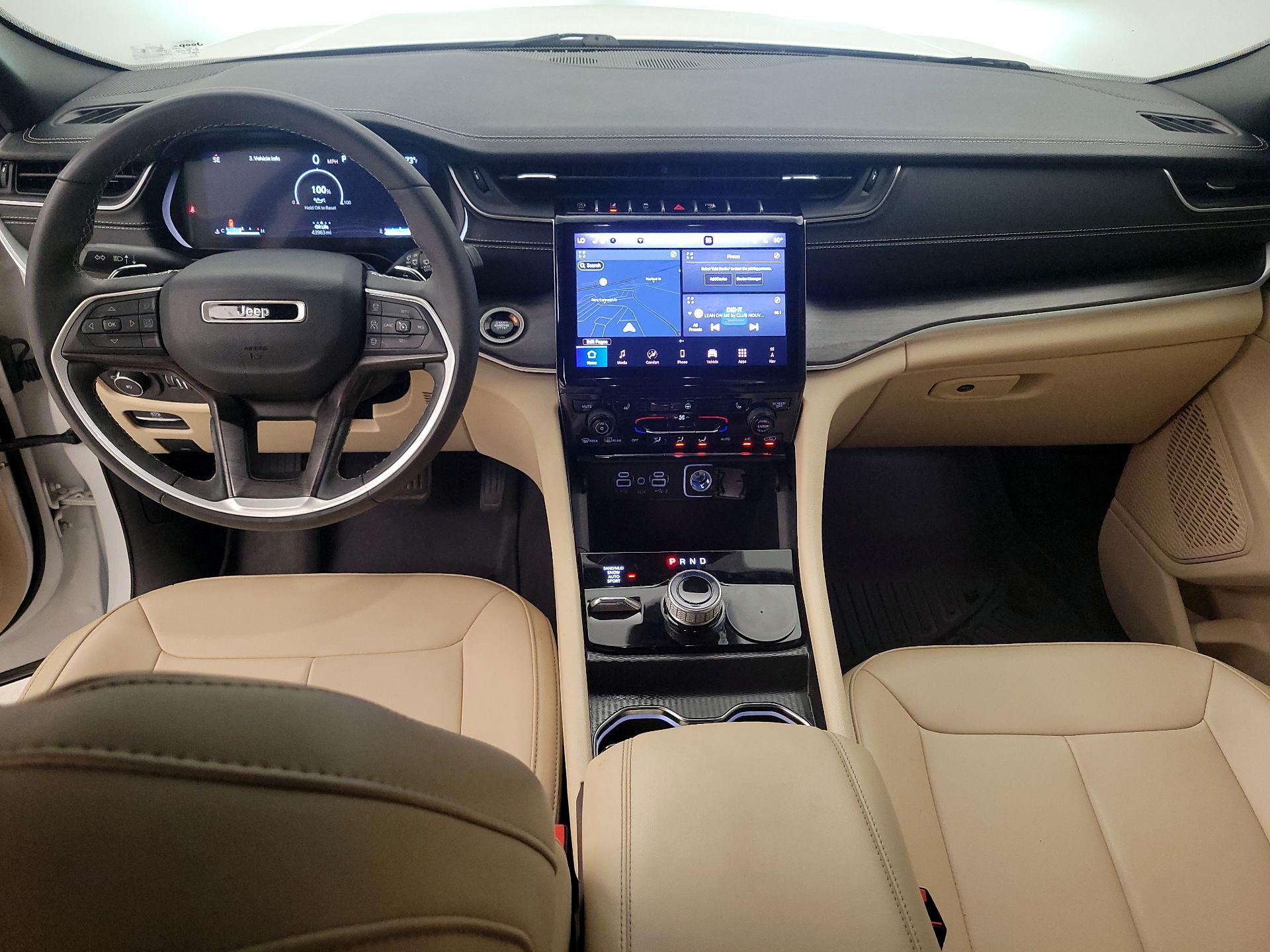 Thumbnail: 2024 Jeep Grand Cherokee - 9