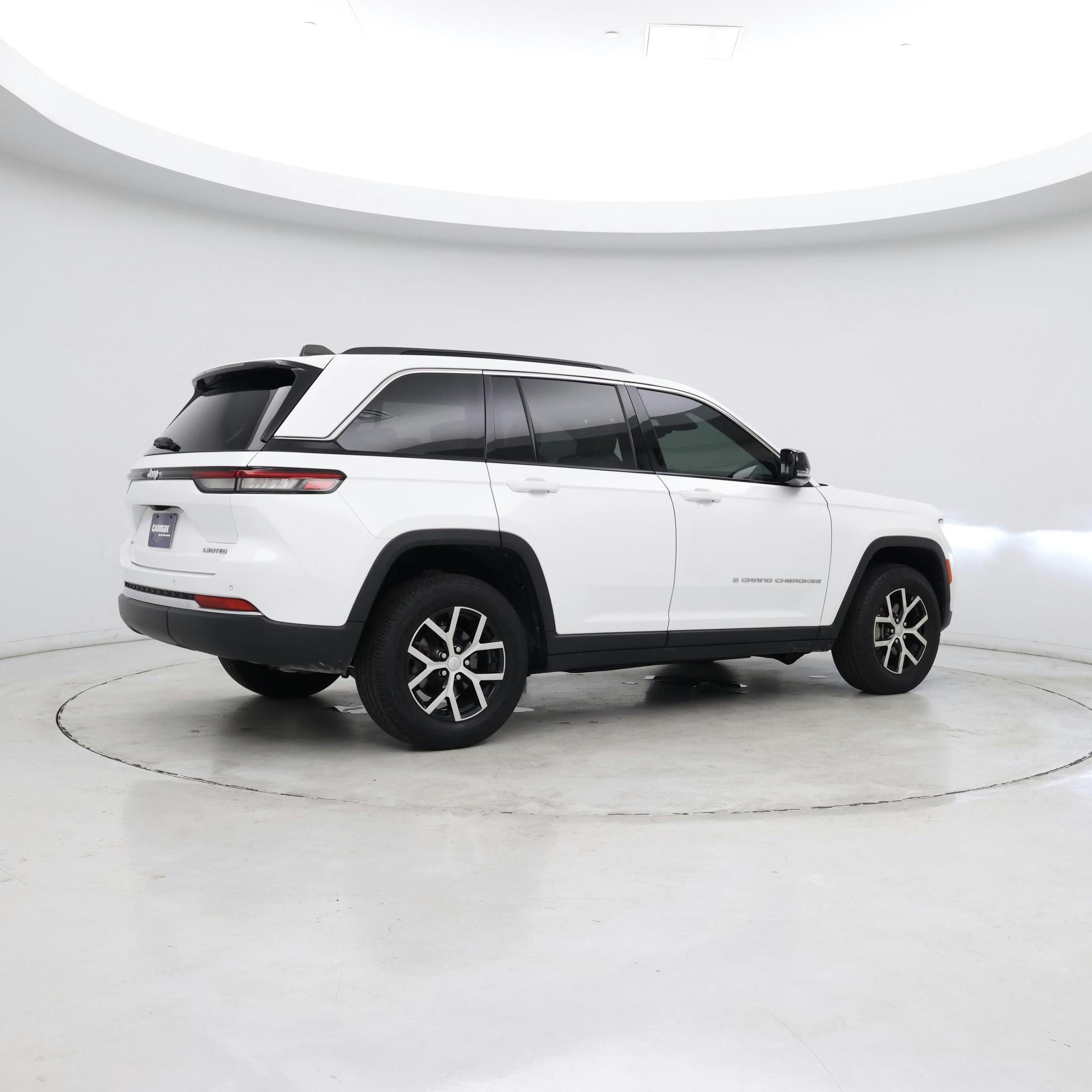 Thumbnail: 2024 Jeep Grand Cherokee - 6