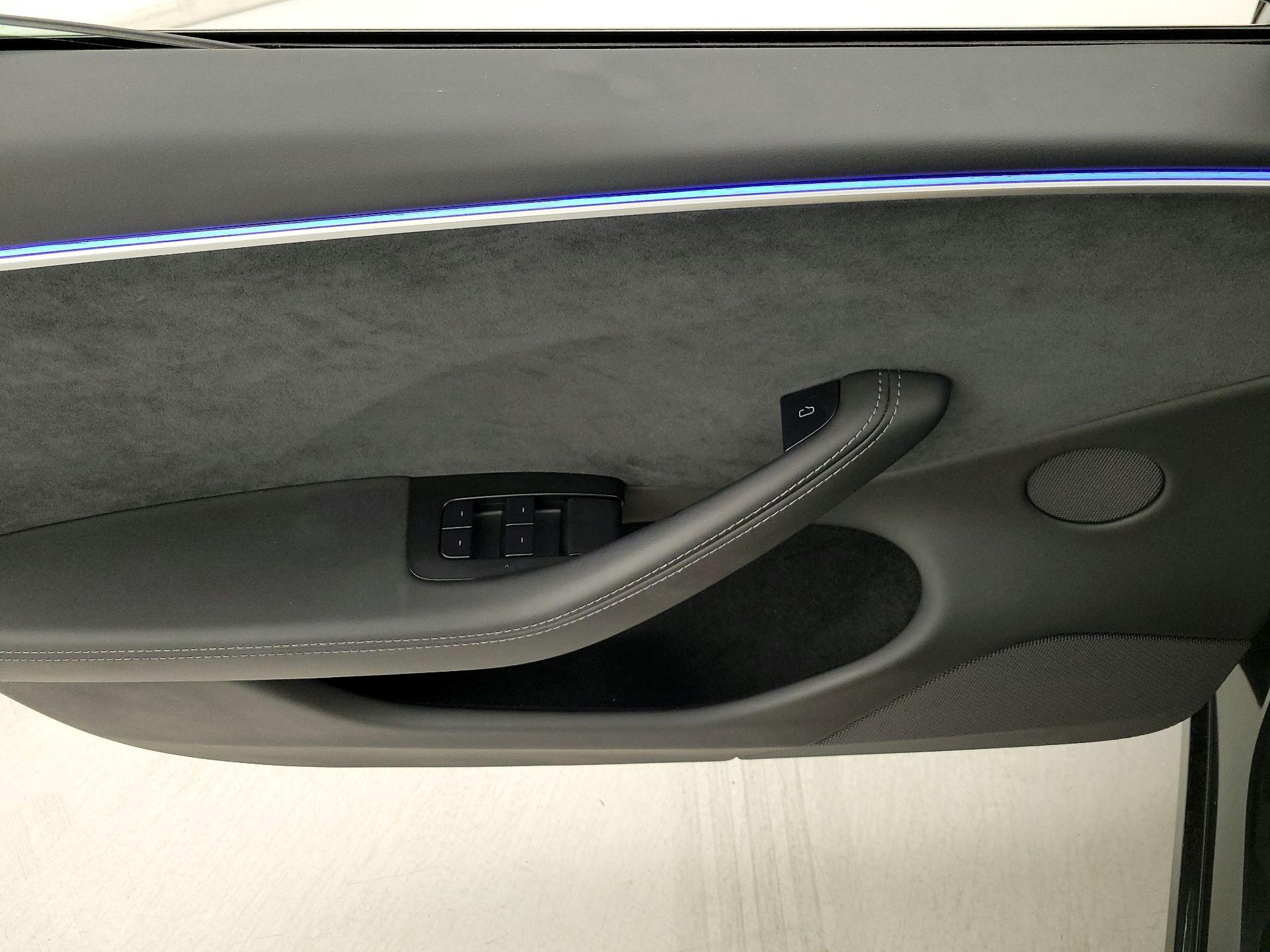 Thumbnail: 2024 Tesla Model 3 - 12
