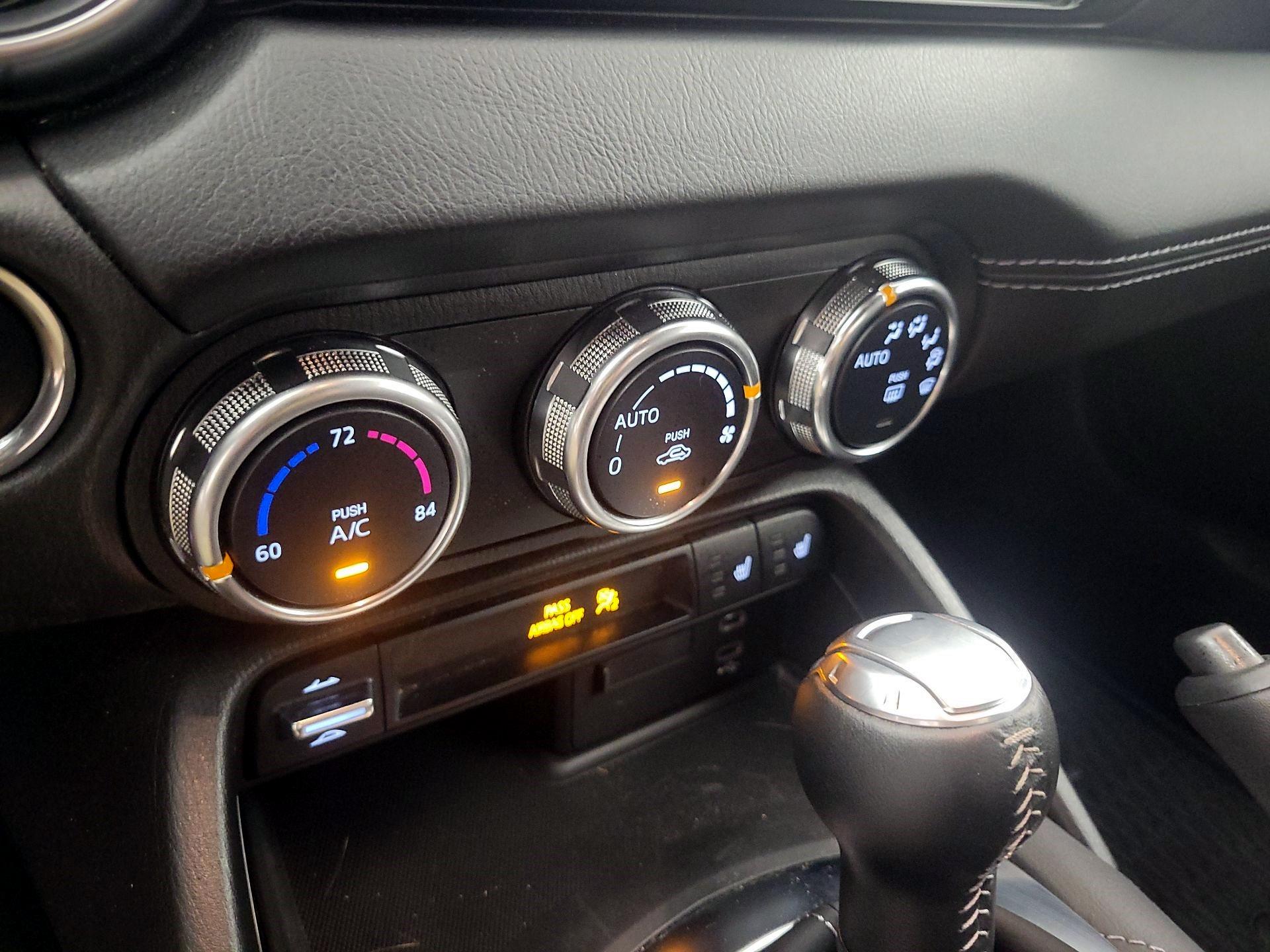 Thumbnail: 2025 Mazda MX-5 Miata - 16