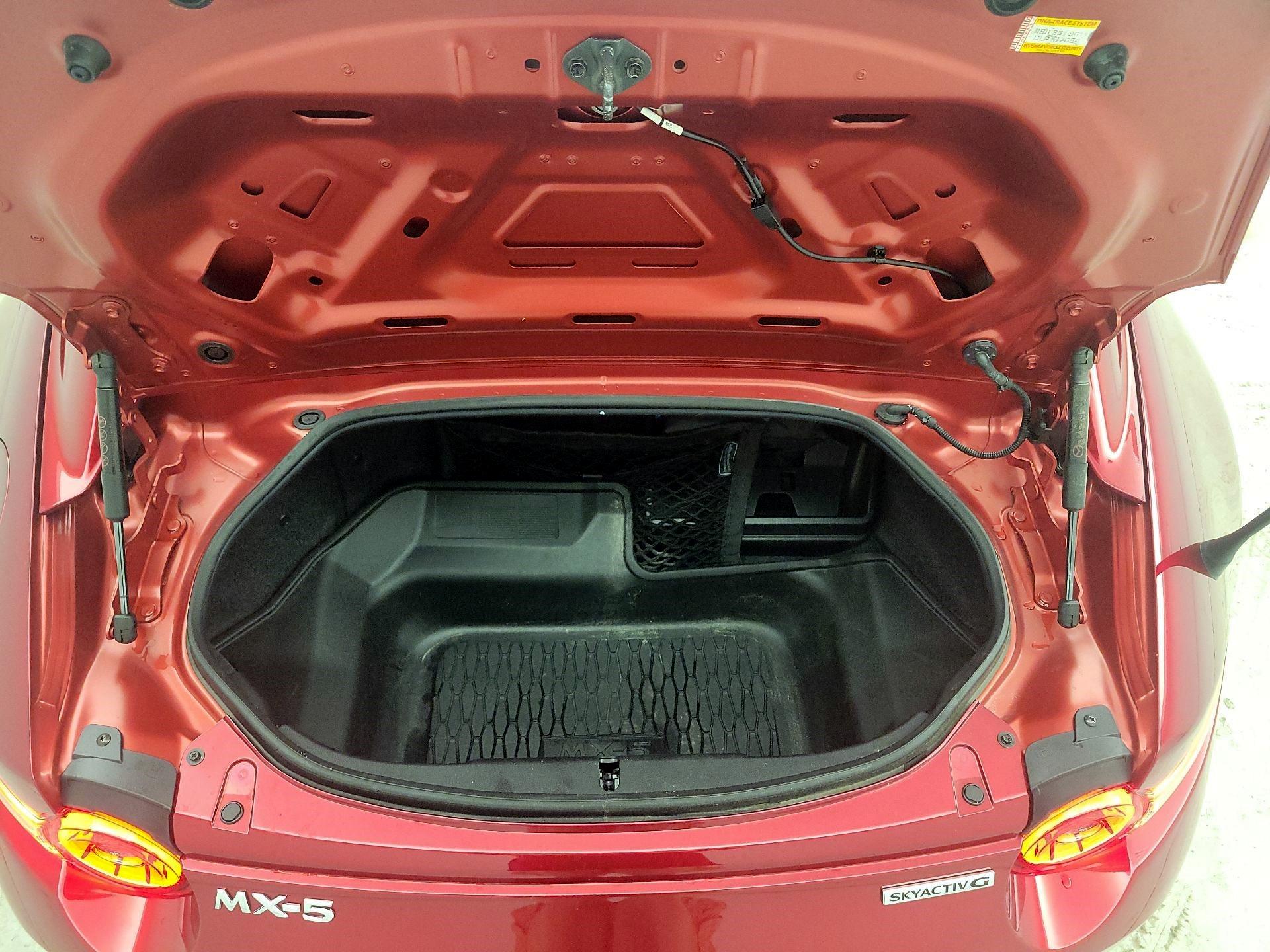 Thumbnail: 2025 Mazda MX-5 Miata - 19