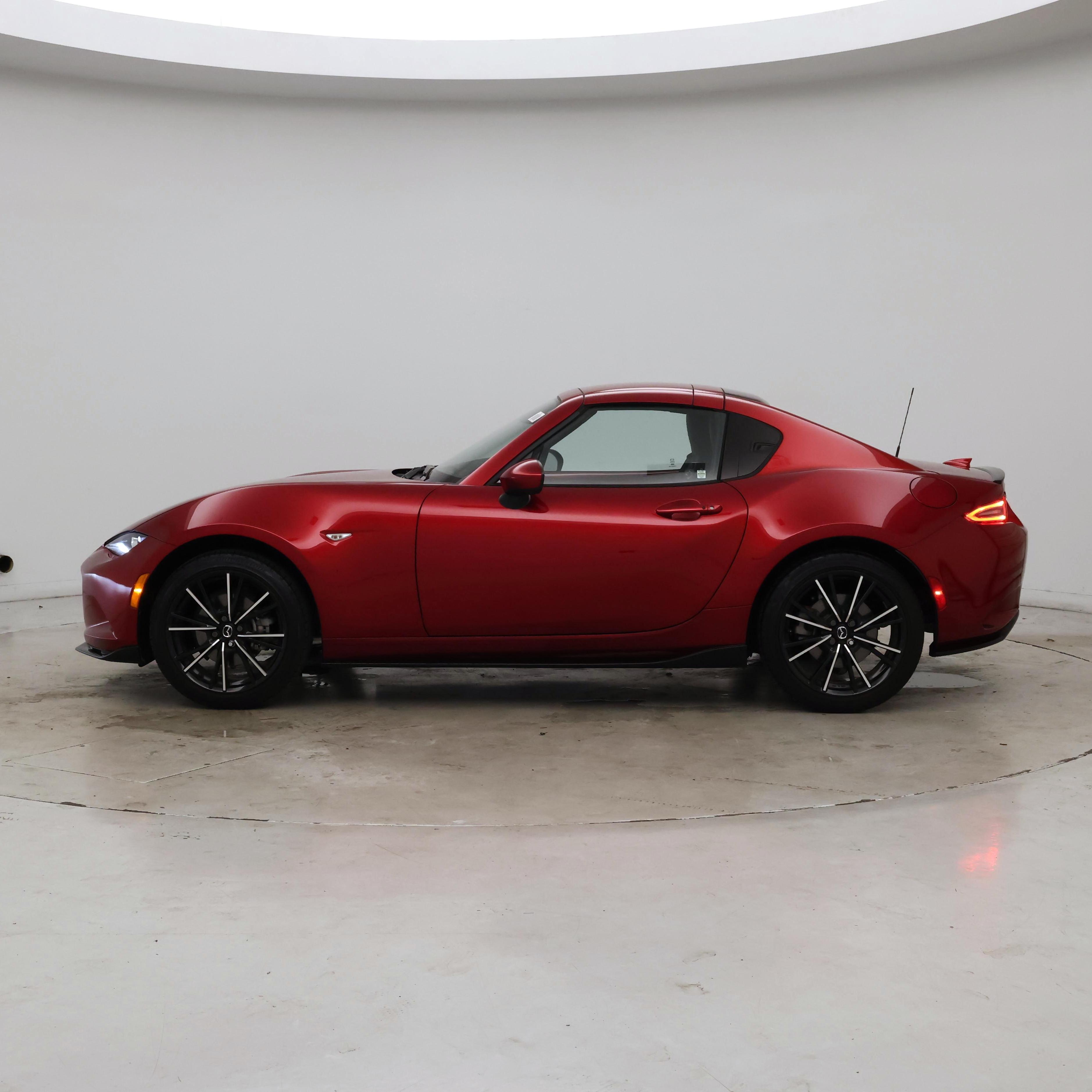Thumbnail: 2025 Mazda MX-5 Miata - 3