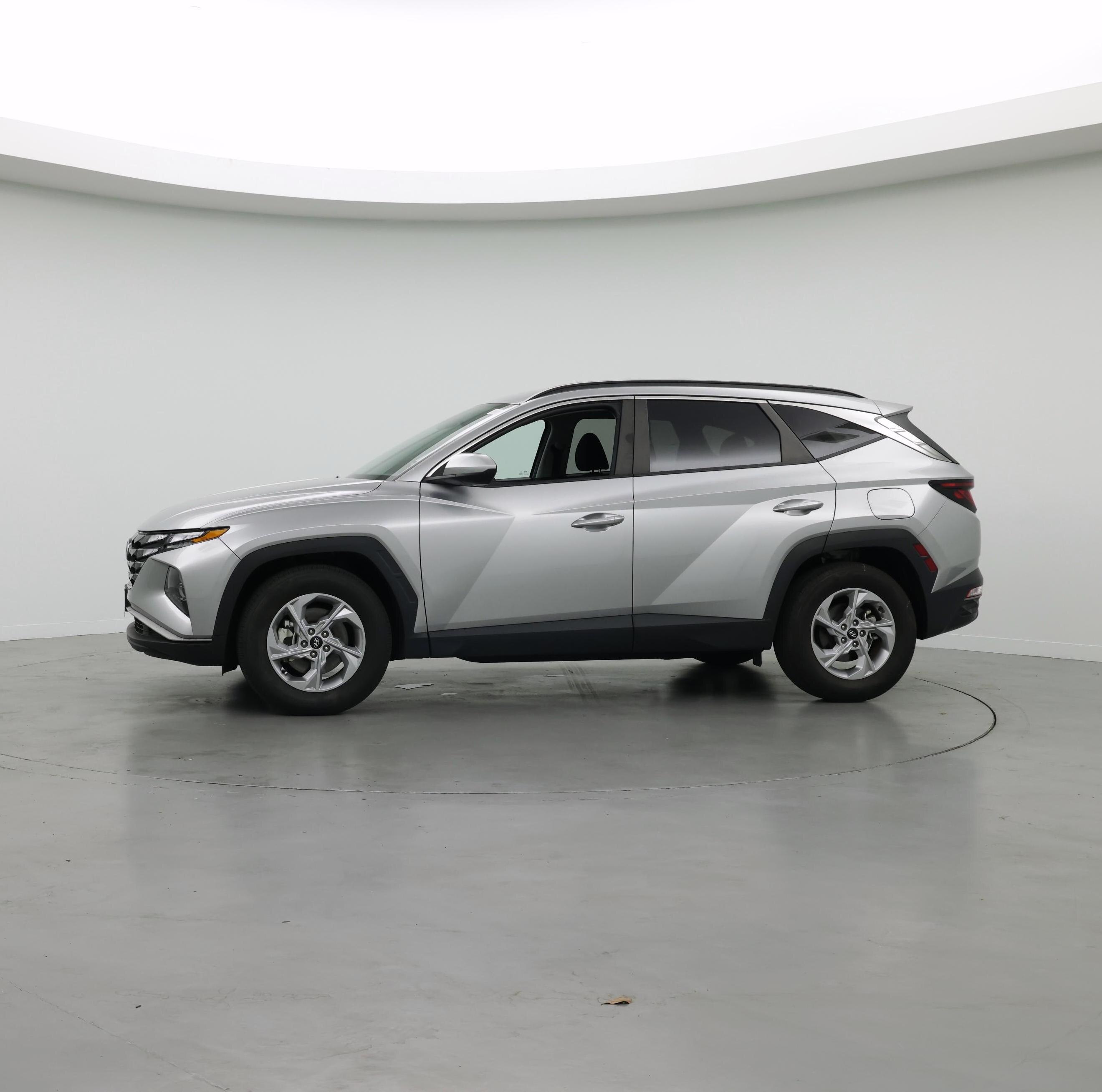 Thumbnail: 2024 Hyundai Tucson - 3