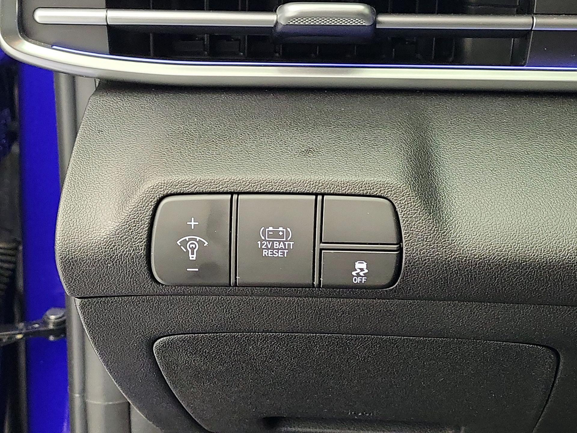 Thumbnail: 2026 Hyundai Elantra - 13