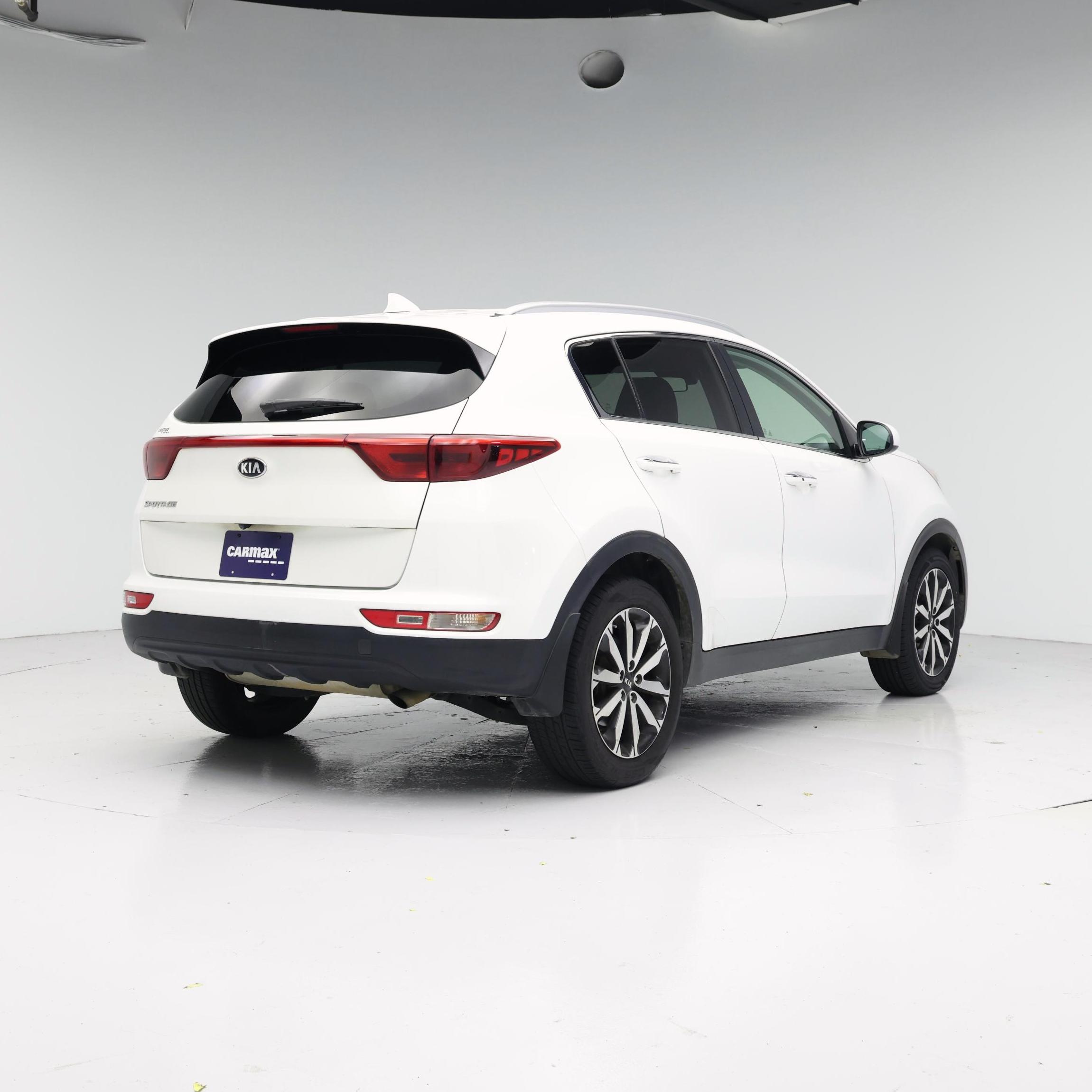 Thumbnail: 2017 Kia Sportage - 8