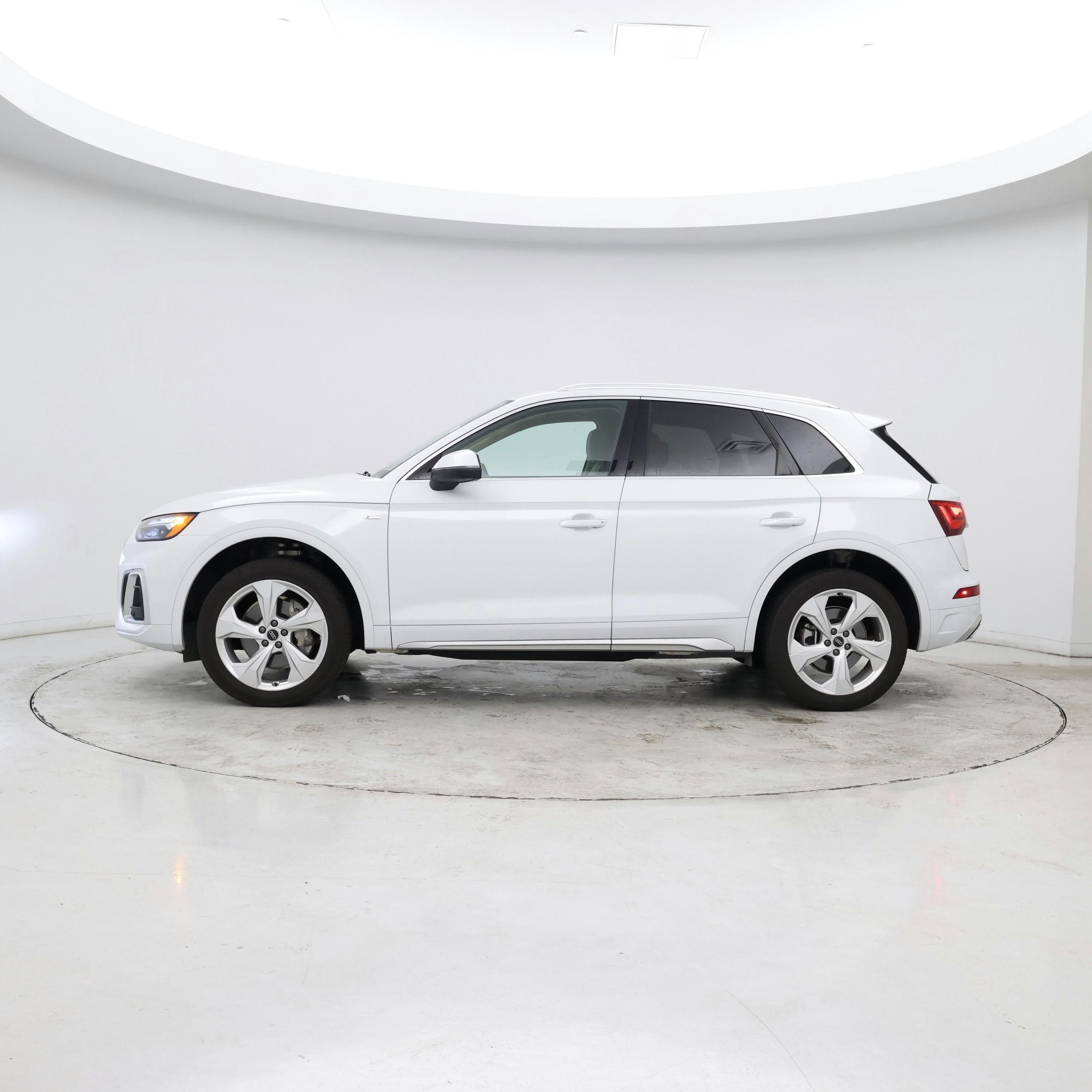 Thumbnail: 2024 Audi Q5 - 2