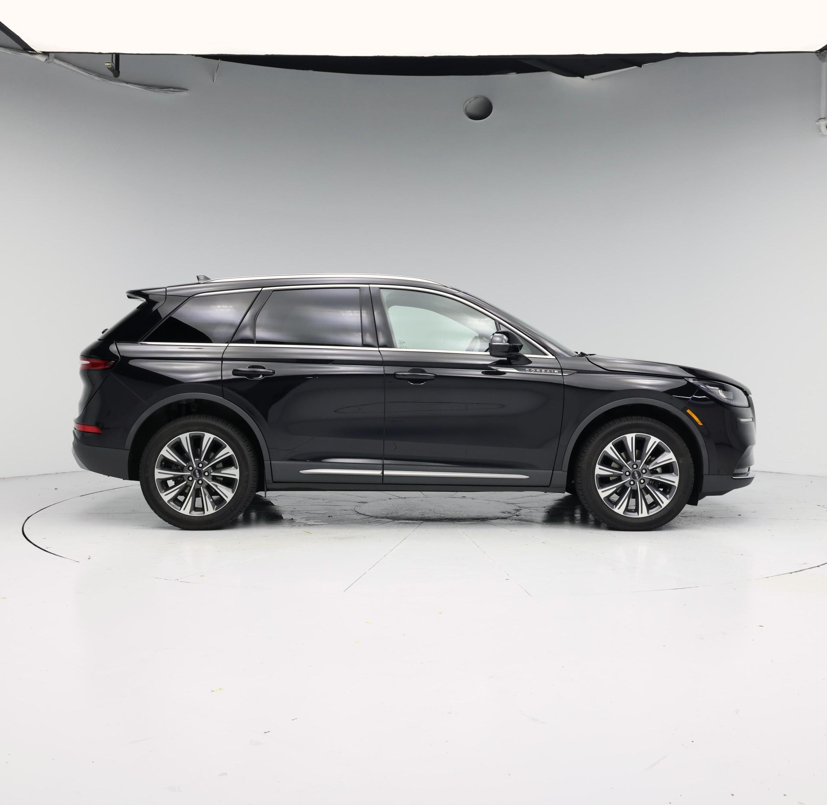 Thumbnail: 2021 Lincoln Corsair - 7