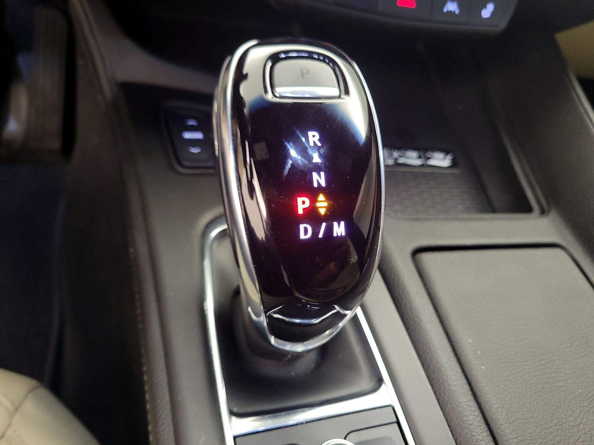 Thumbnail: 2022 Cadillac CT5 - 16
