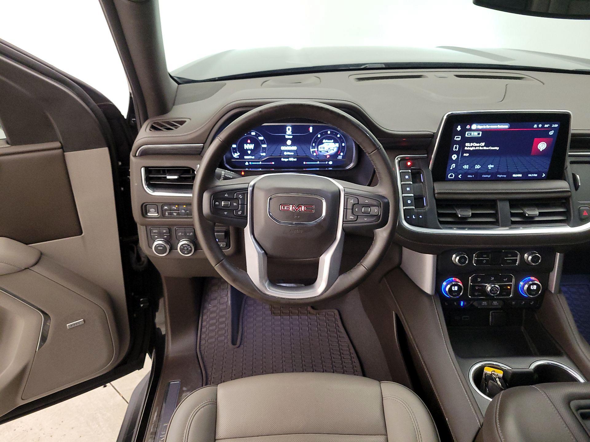 Thumbnail: 2023 GMC Yukon - 10