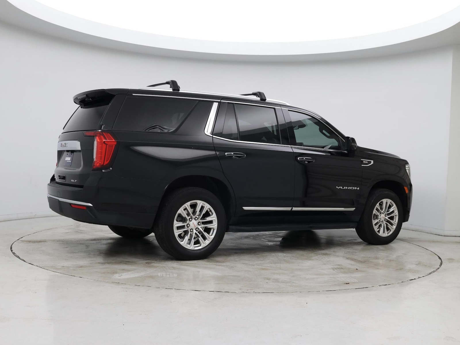 2023 GMC Yukon SLT - Photo 9